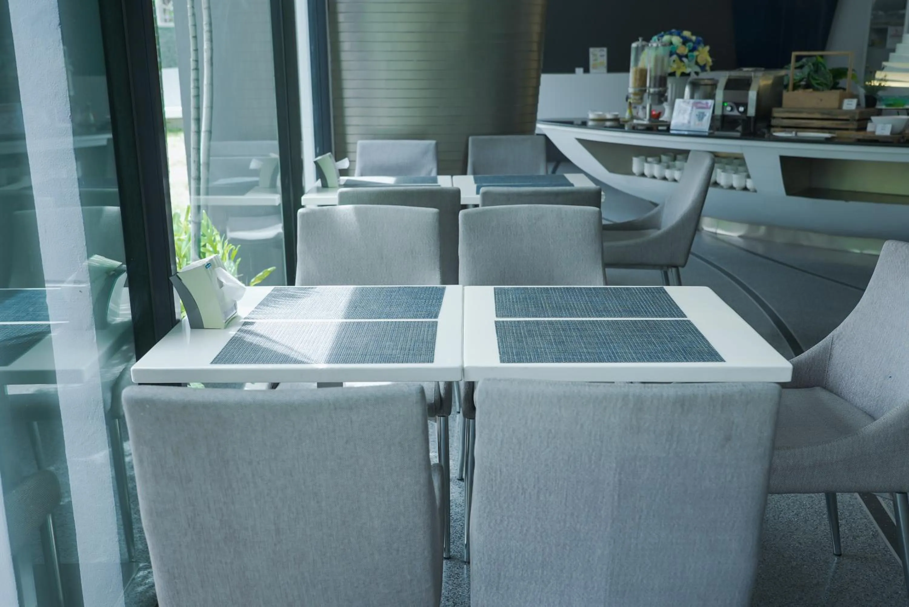 Dining area in Blue Boat Hotel JC