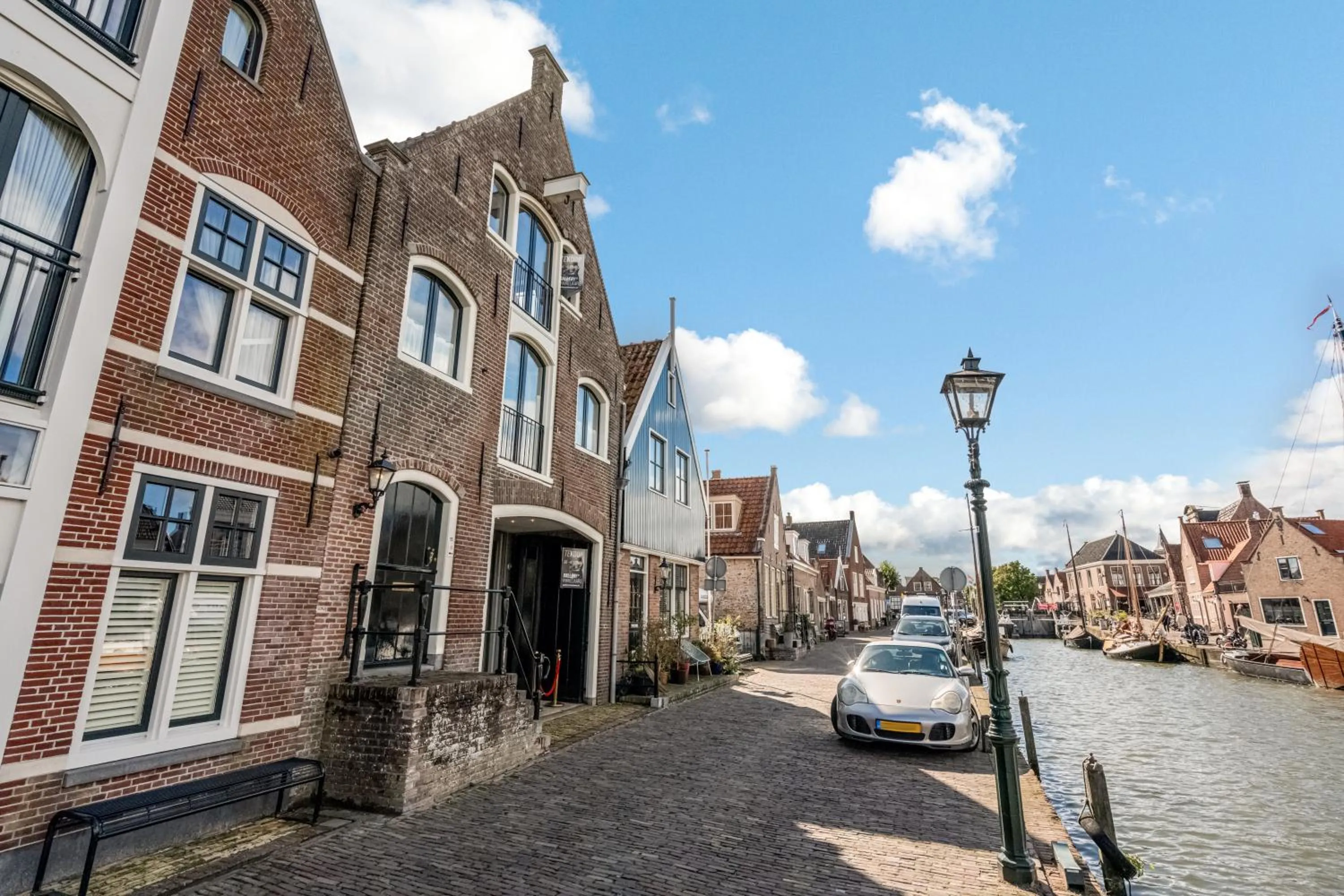 The Dutch Buoy