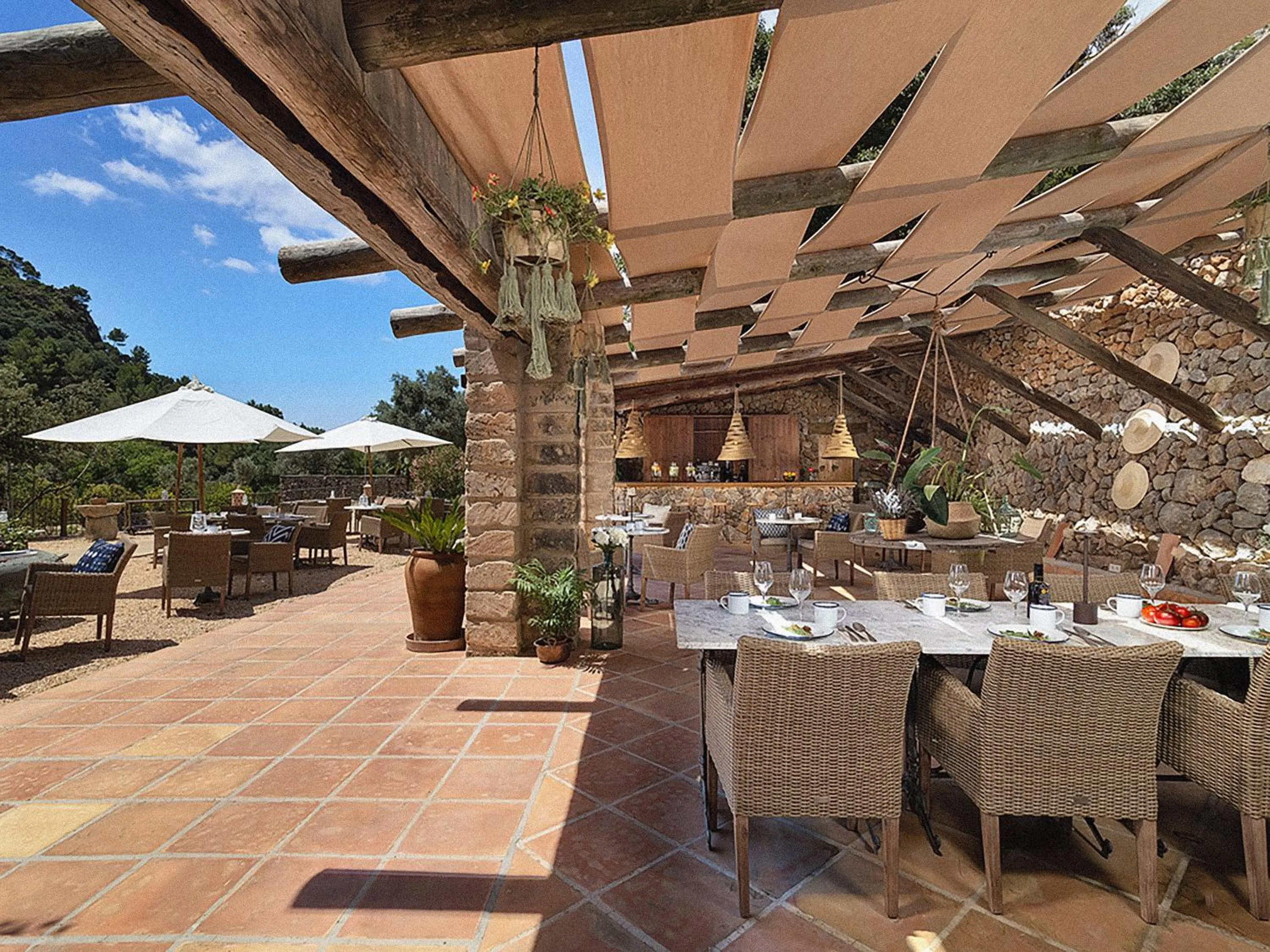Restaurant/places to eat in Finca Ratxo Hotel, member of Melia Collection