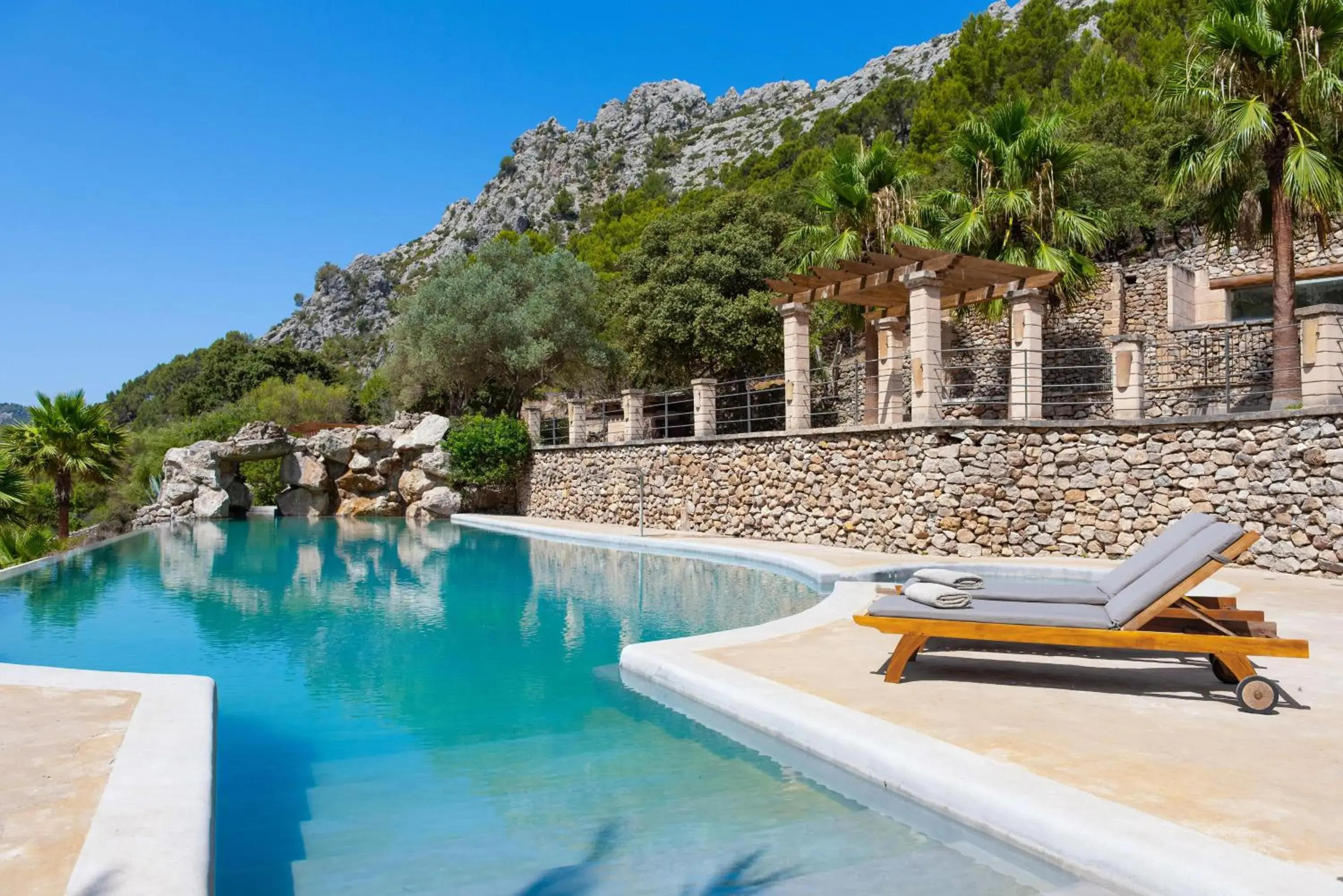 Swimming pool in Finca Ratxo Hotel, member of Melia Collection Swimming pool in Finca Ratxo Hotel, member of Melia Collection