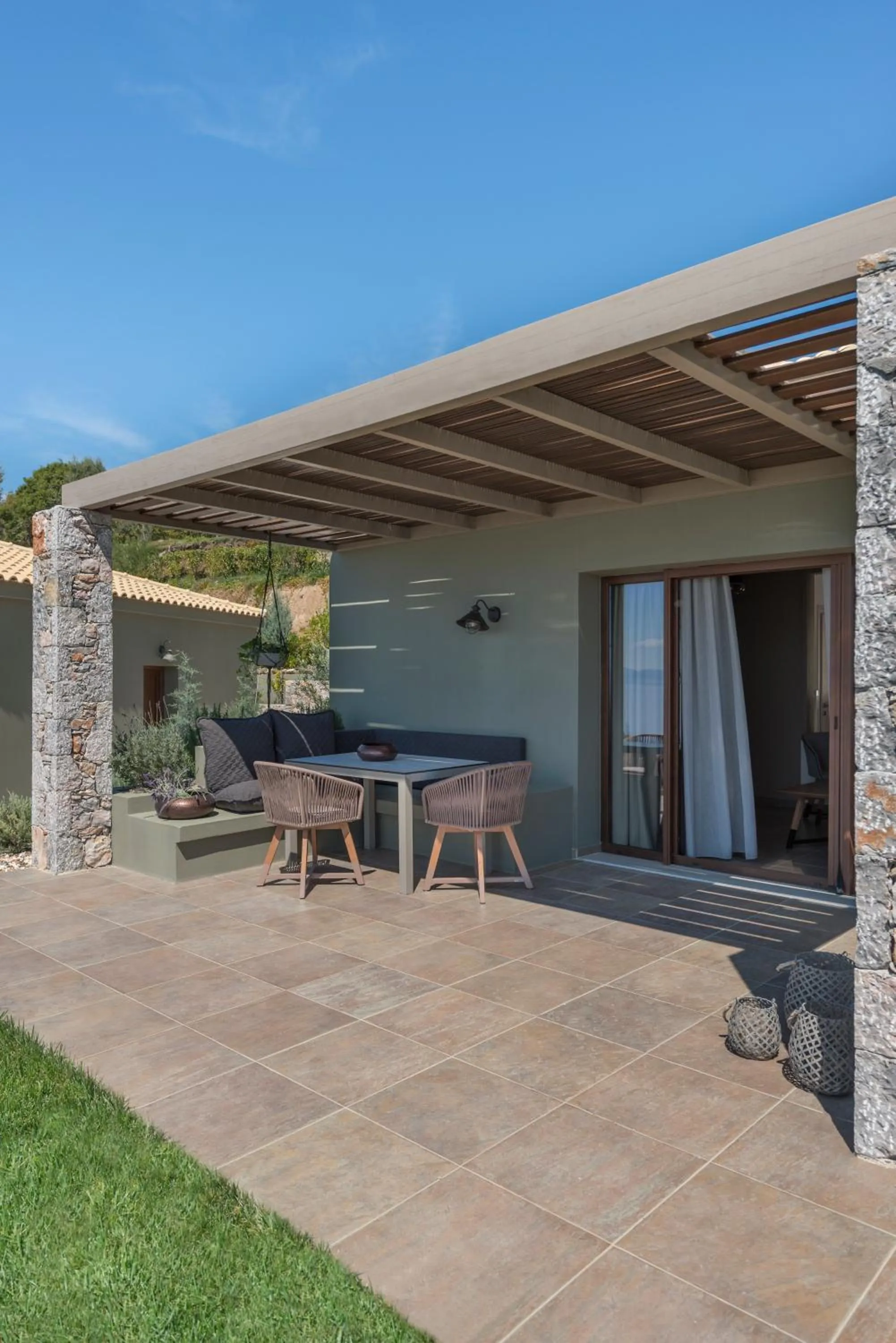 Property building in Elimnion Resort