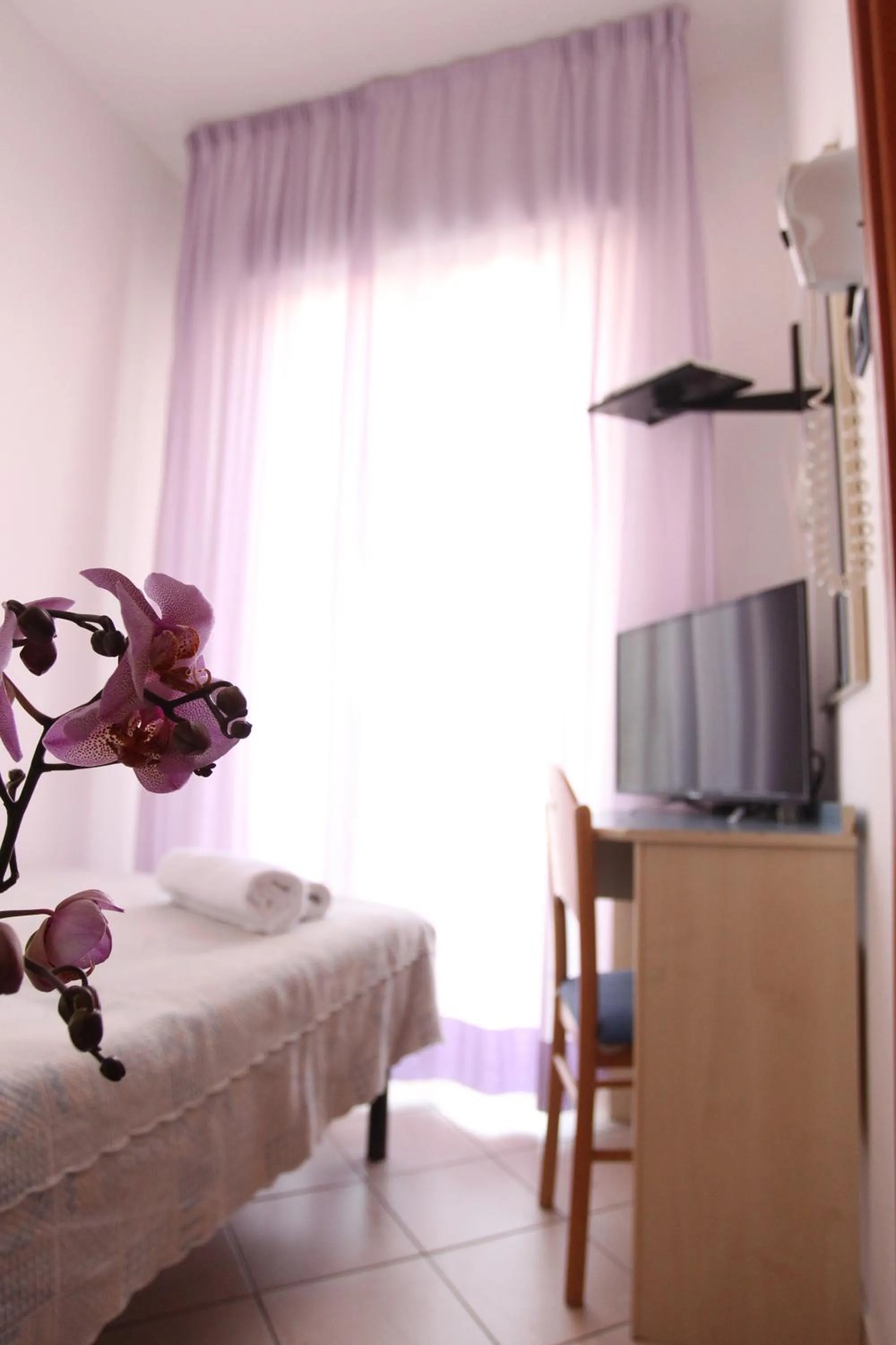 Bed in Hotel Giorg - WaterPark Free Entrance