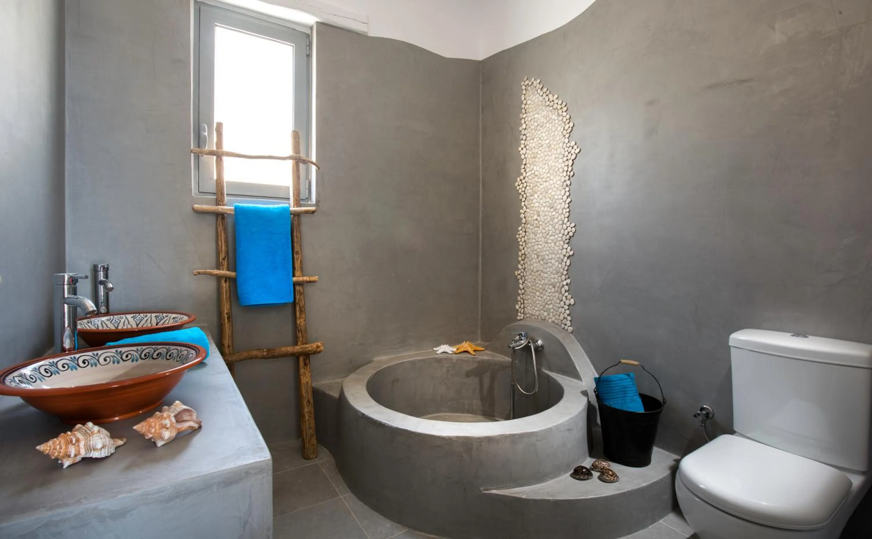 Bathroom in Axiotheaton Villas