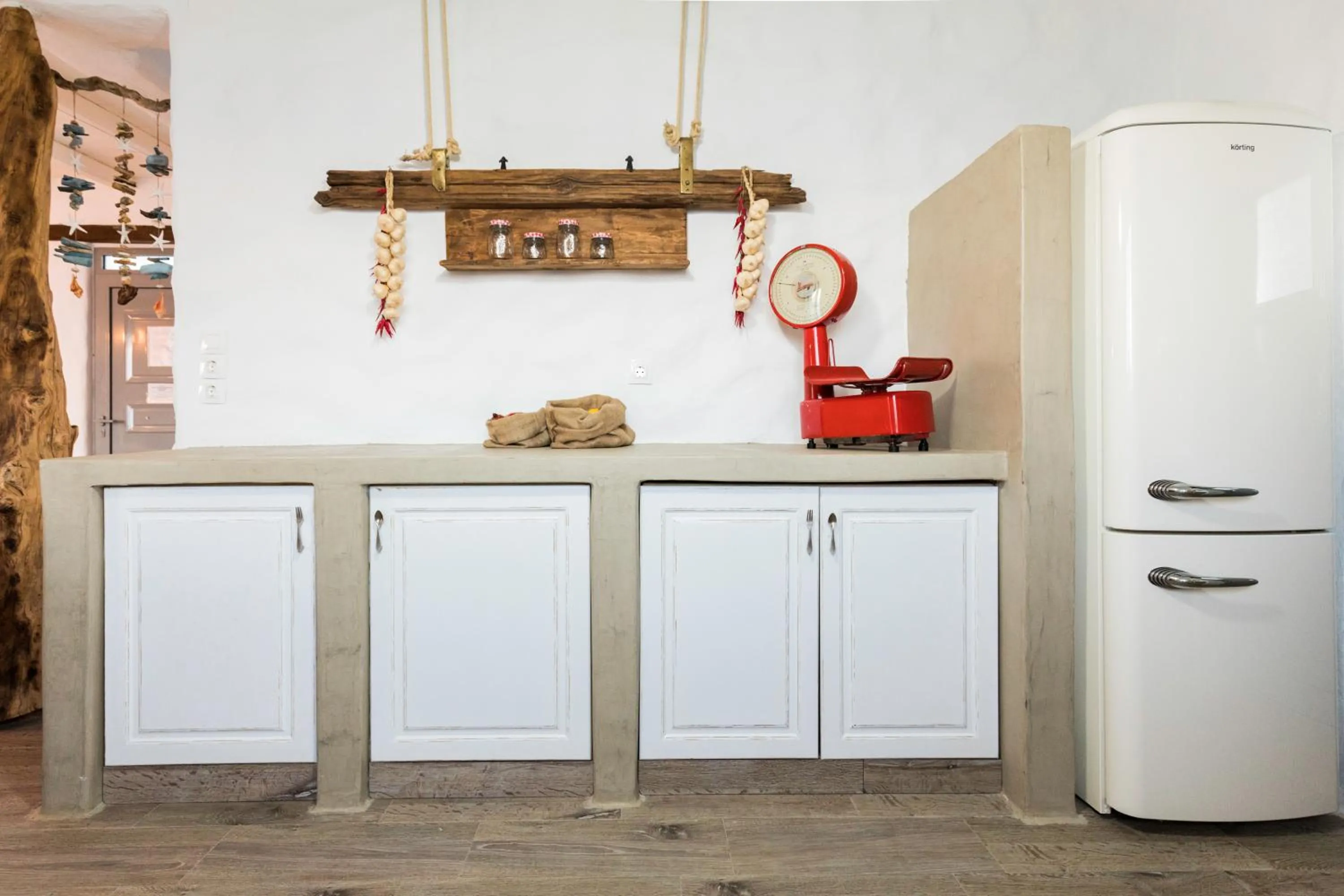 Kitchen or kitchenette in Axiotheaton Villas