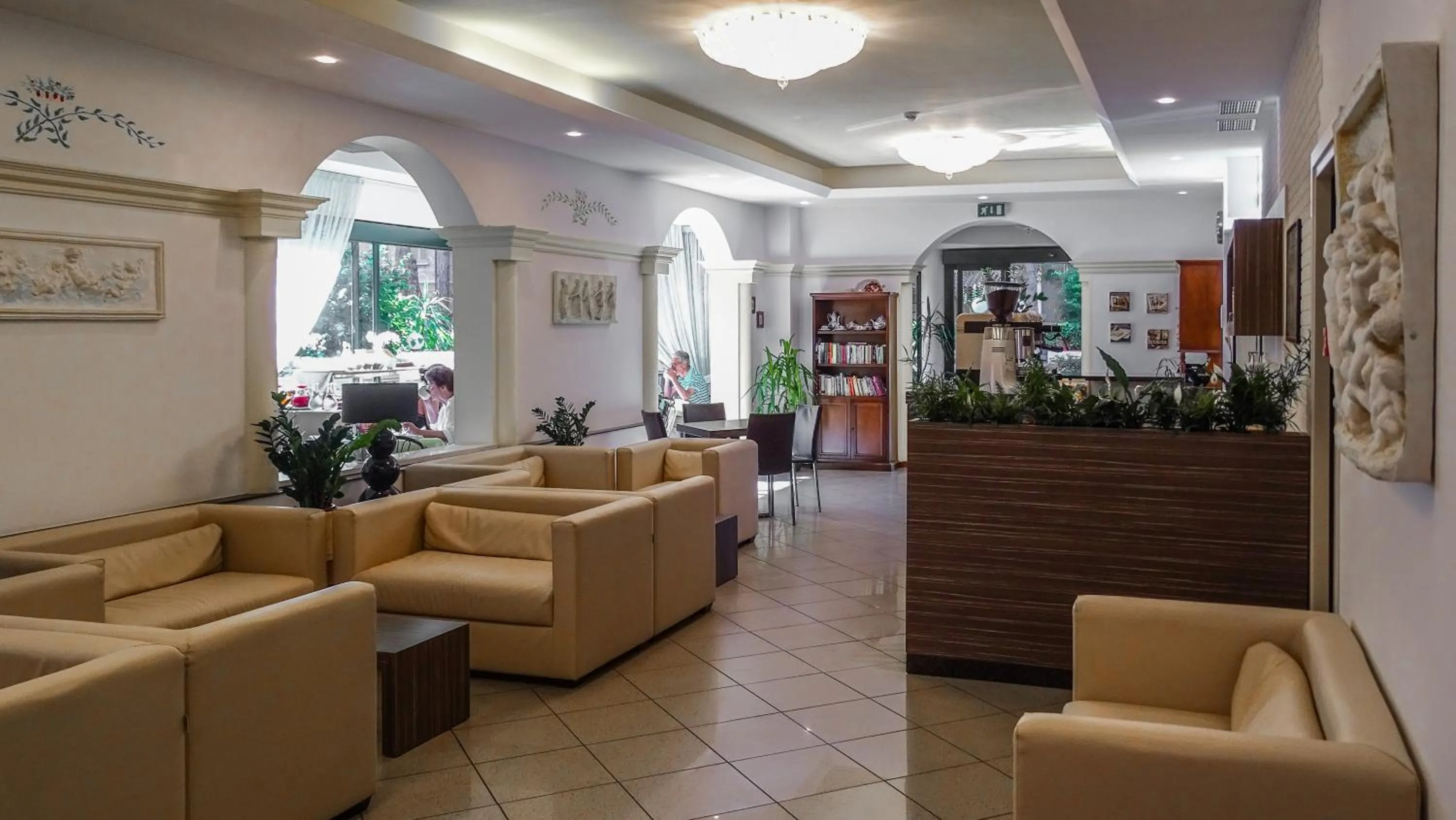 Lobby or reception in Hotel Boccaccio-free parking-