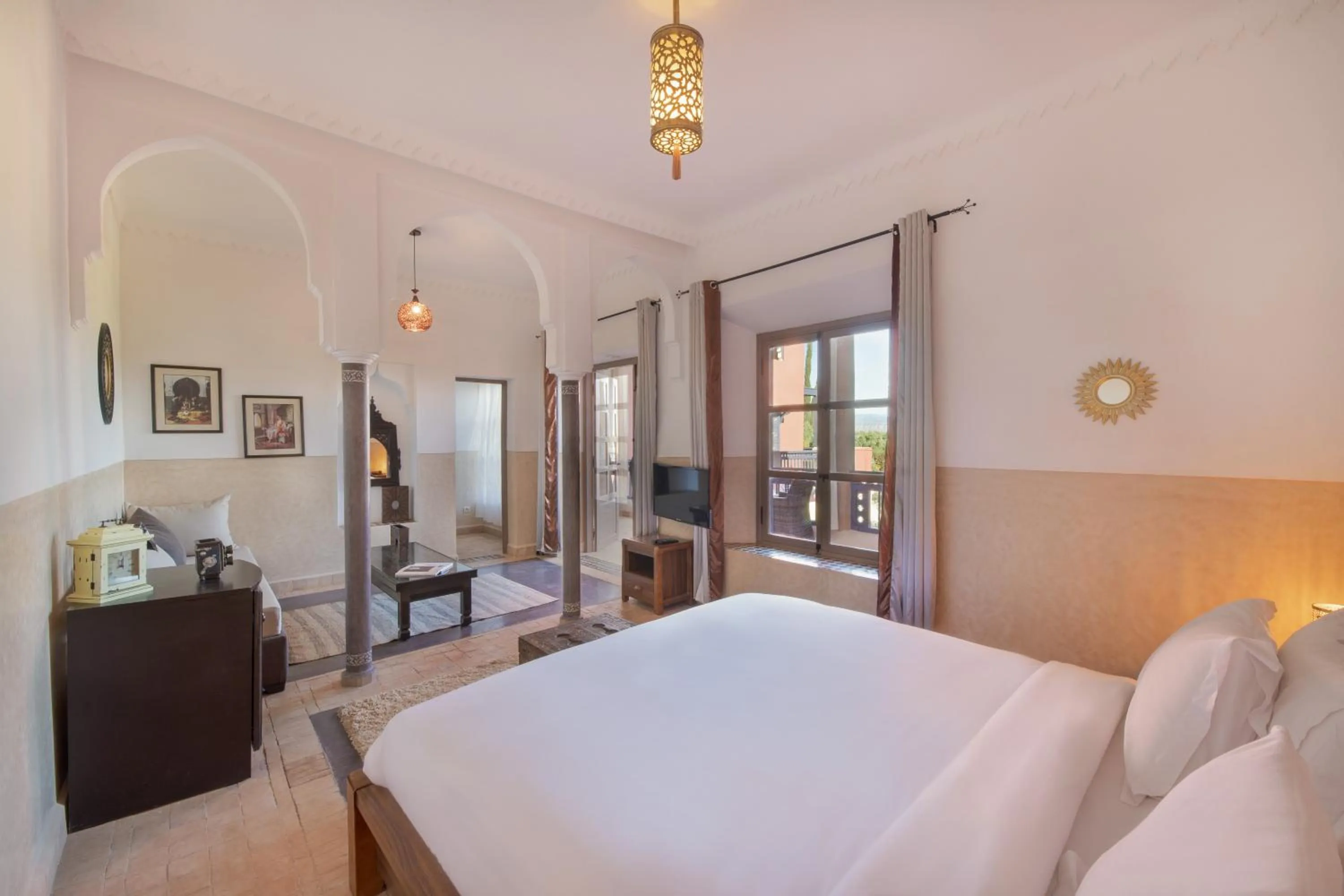 Bed in SOBOL Le Chant des Oliviers