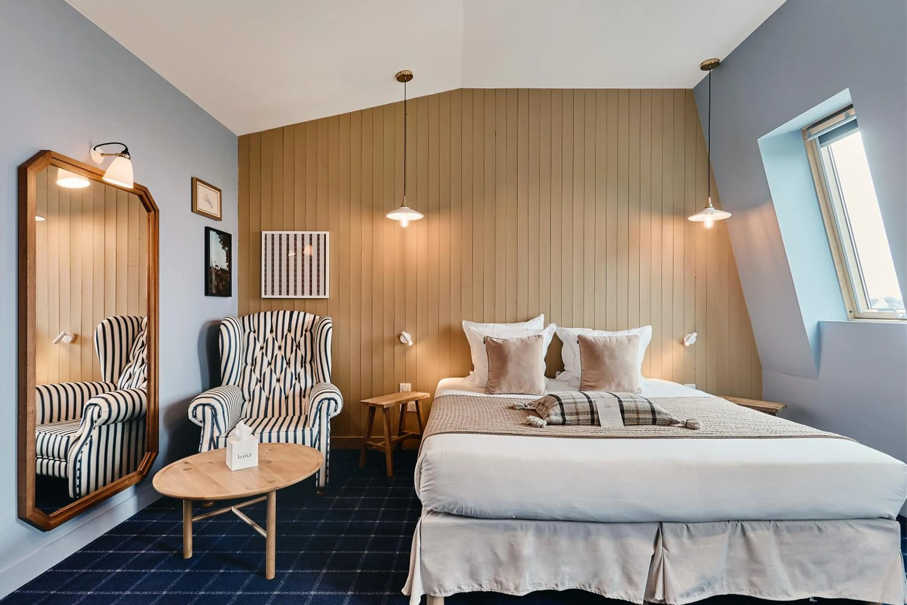 Bed in Hôtel de la Mer & Spa