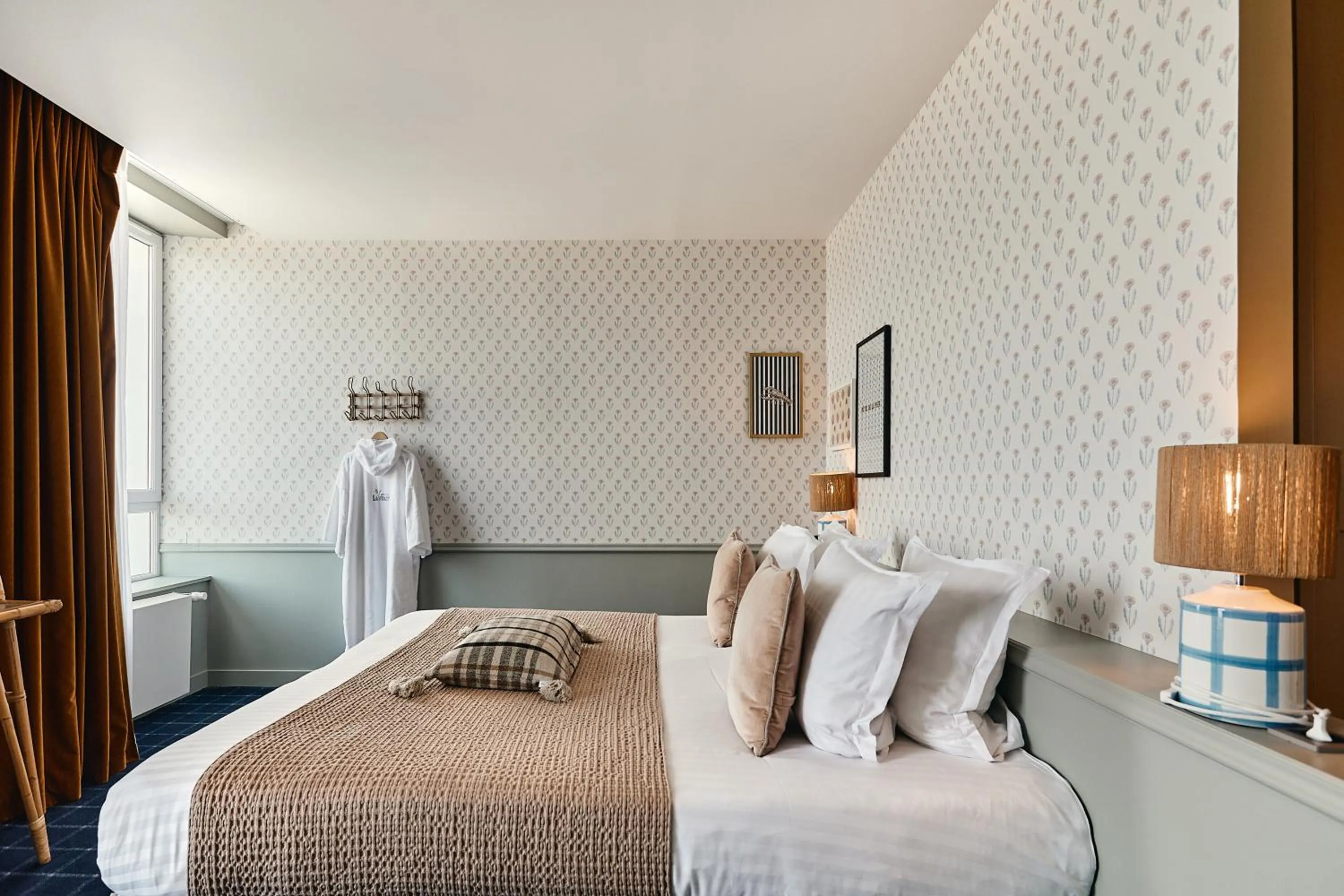 Bed in Hôtel de la Mer & Spa