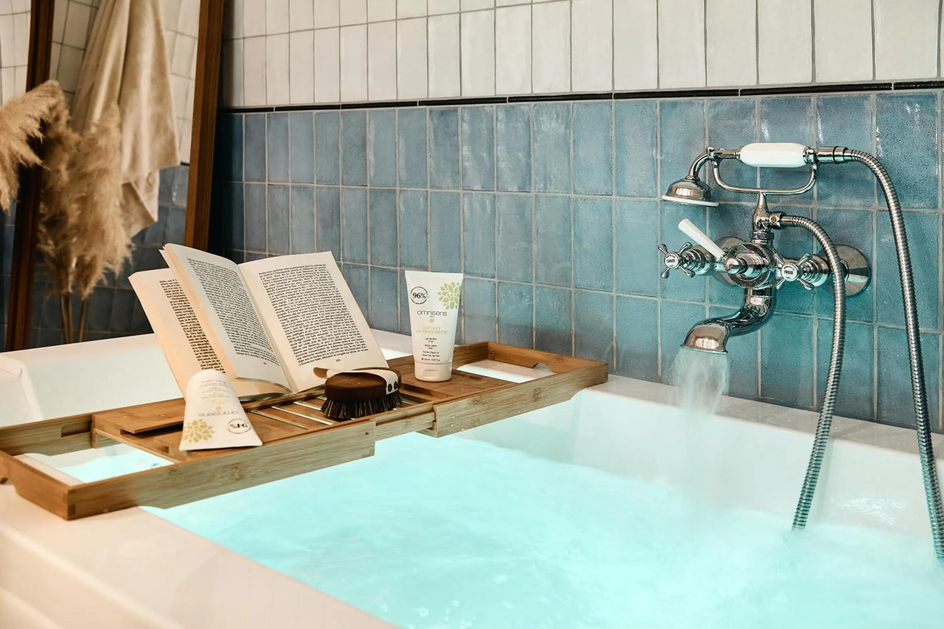 Hot Tub in Hôtel de la Mer & Spa