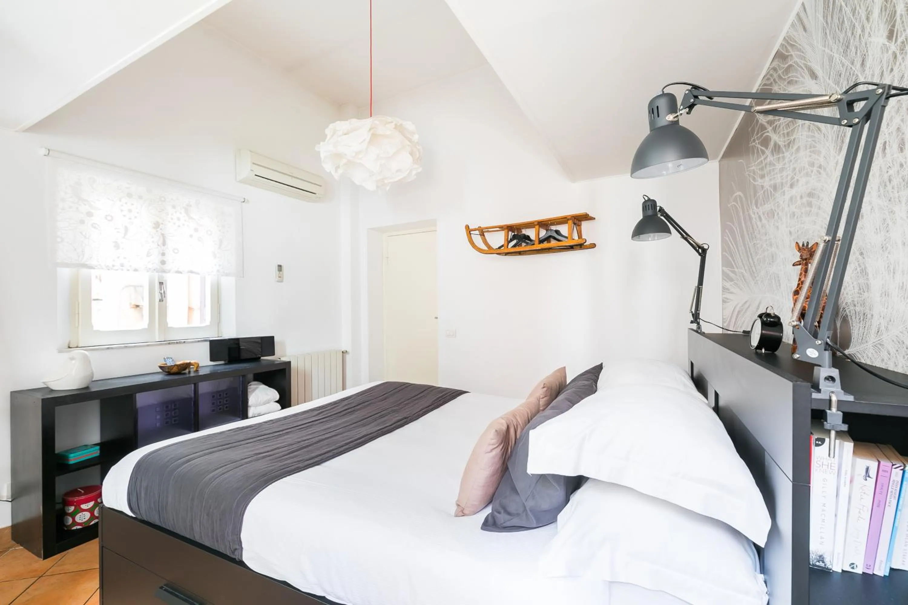 Bedroom, Bed in Xystum