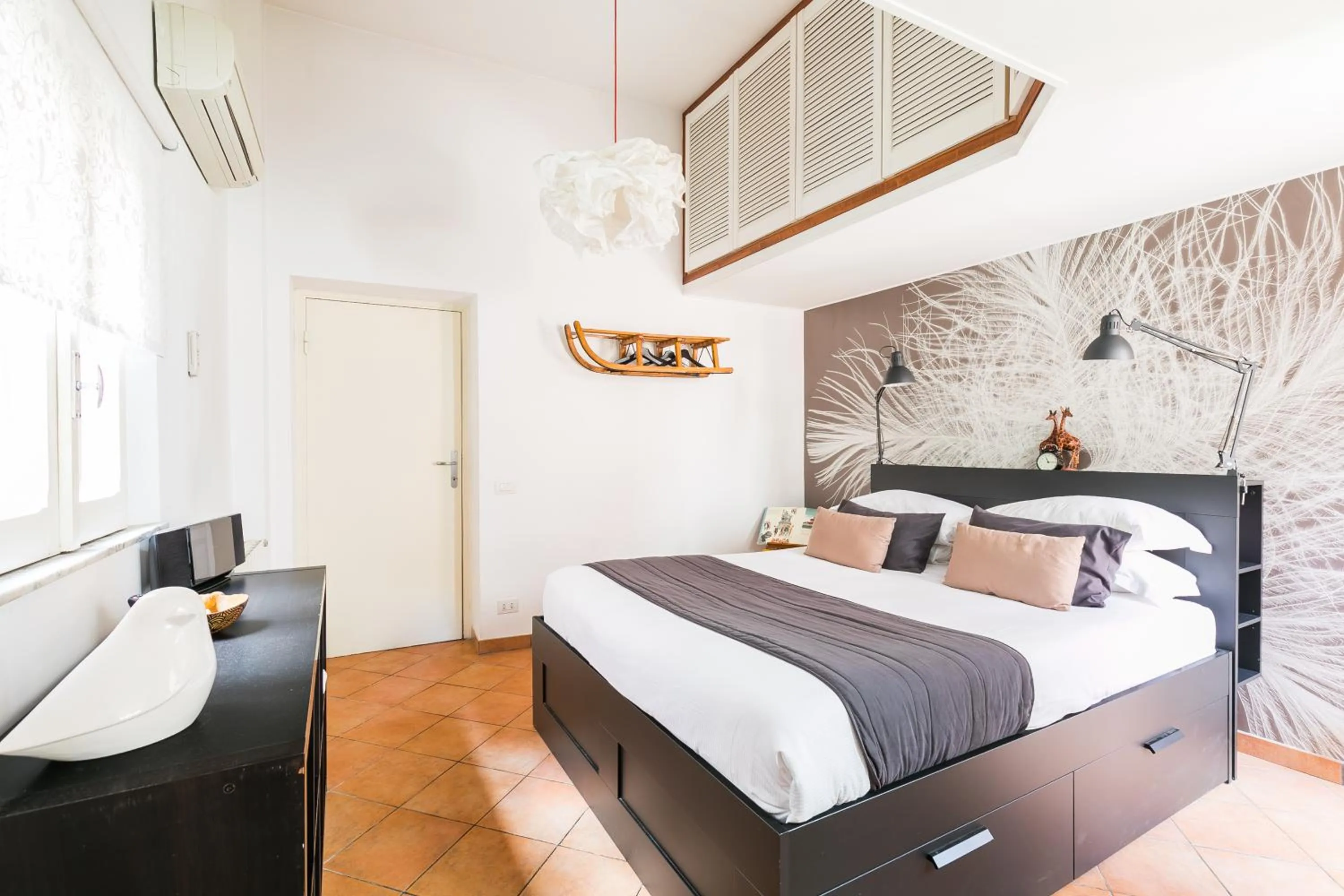 Bedroom, Bed in Xystum