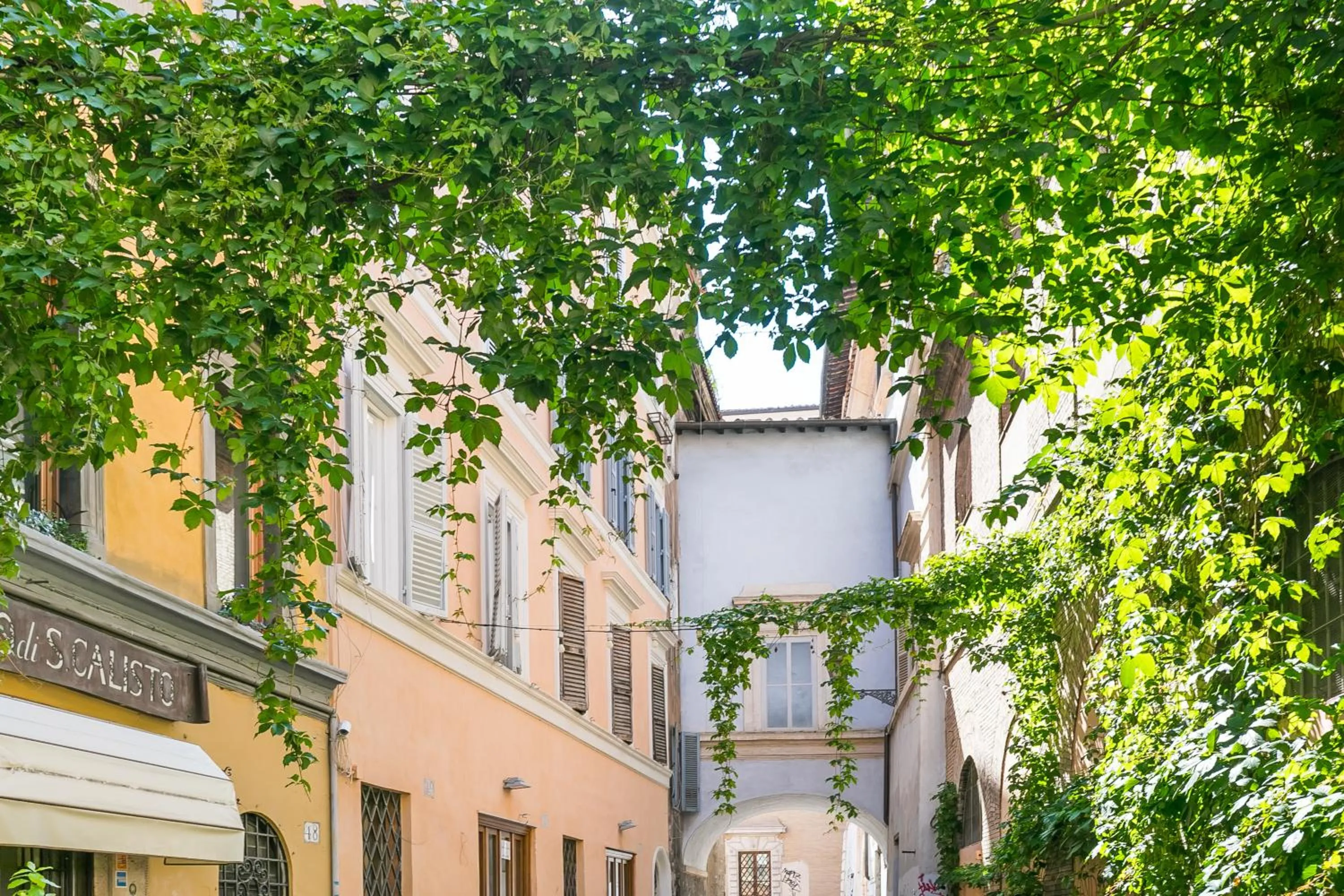 Neighbourhood in Xystum