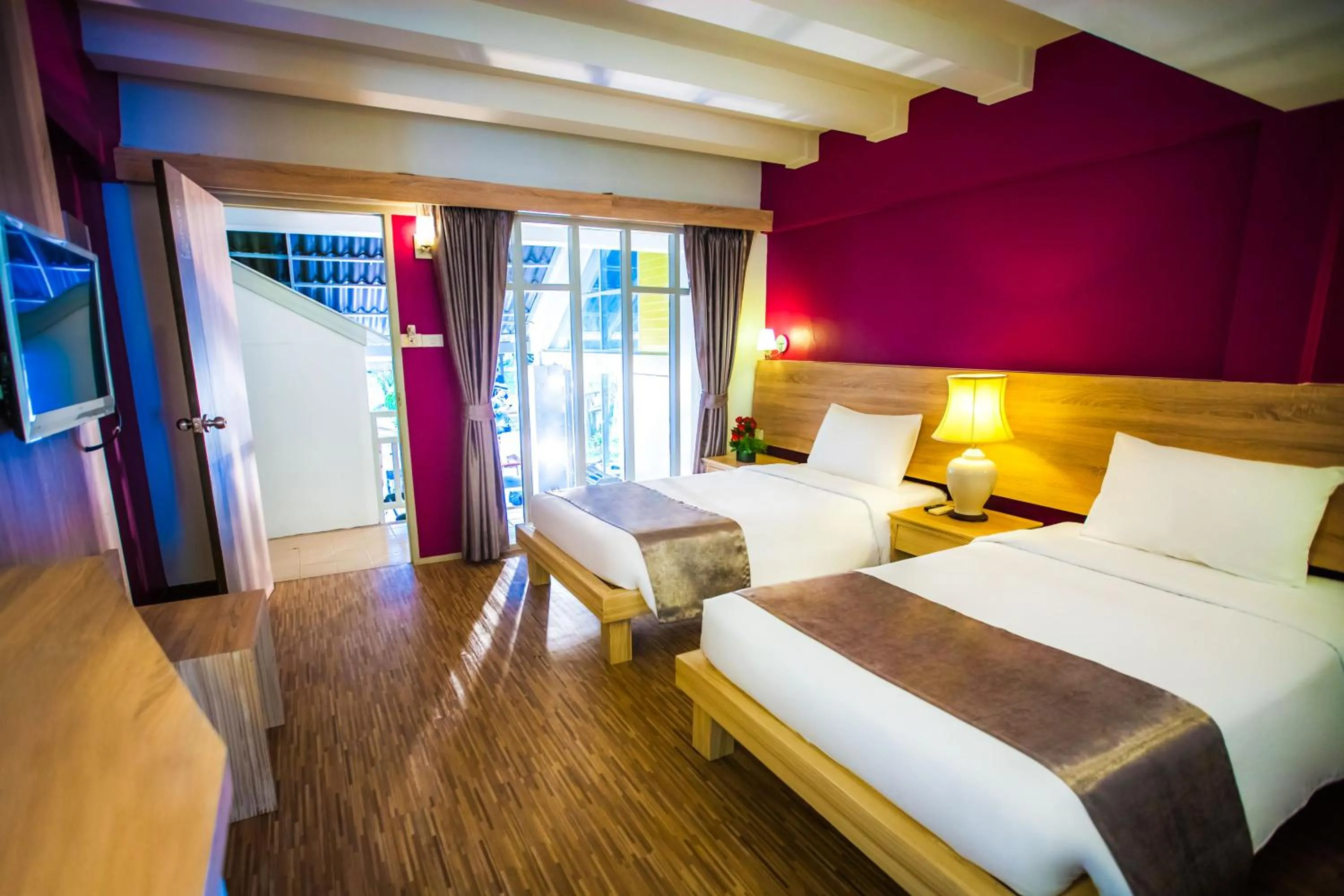 Bedroom, Bed in Natural Park Resort Pattaya