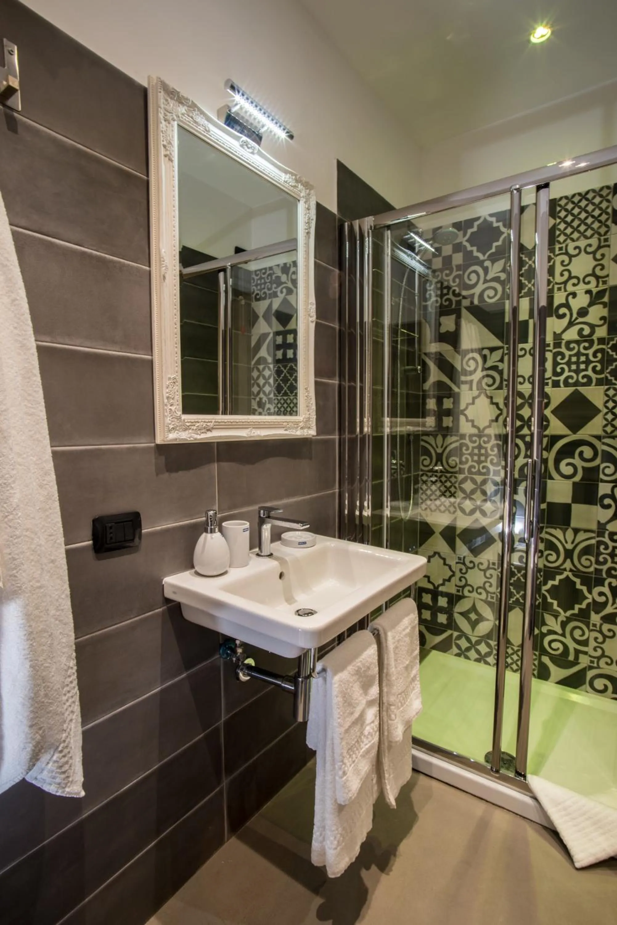 Decorative detail in Roma 2B