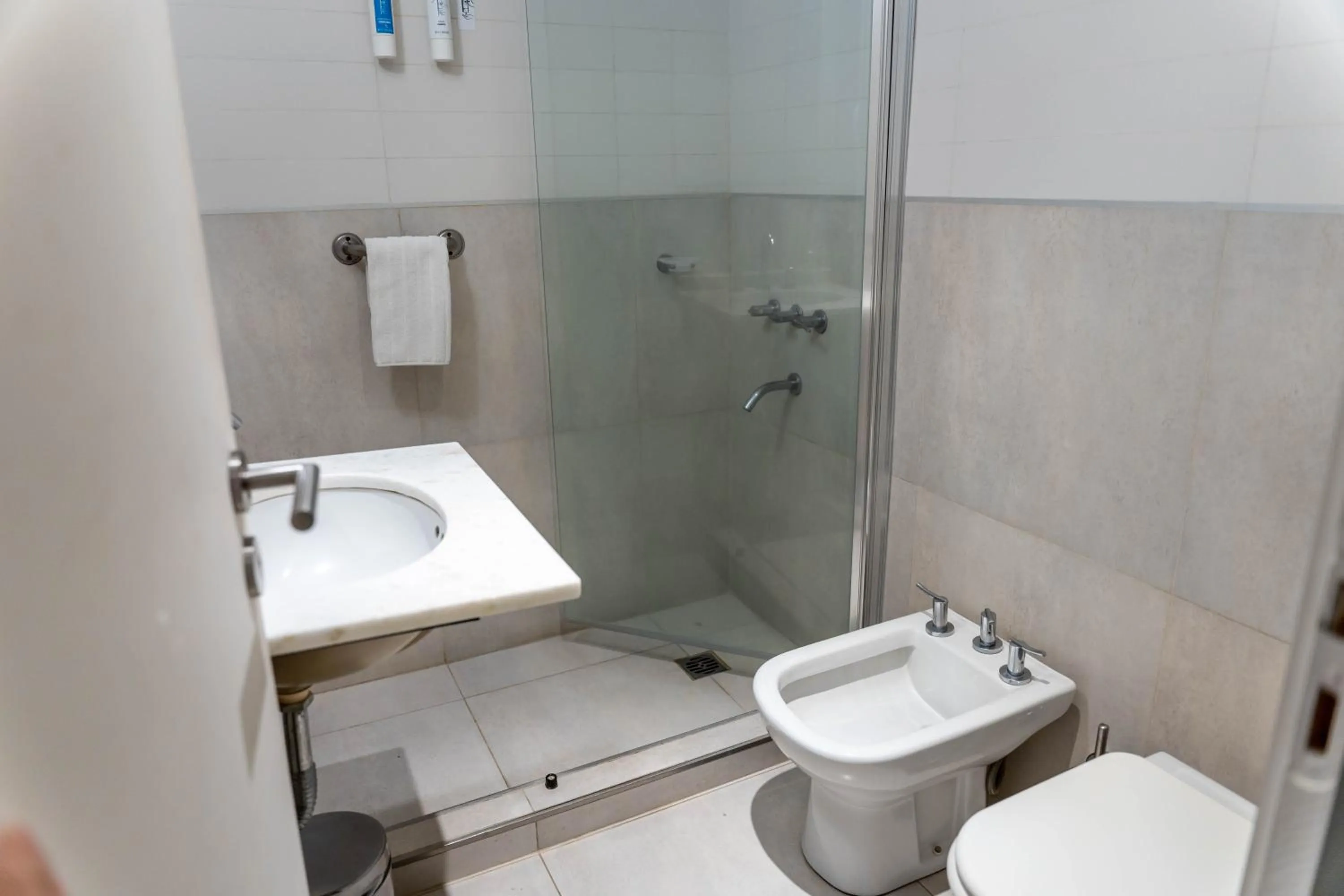 Bathroom in O2 Hotel Mar del Plata