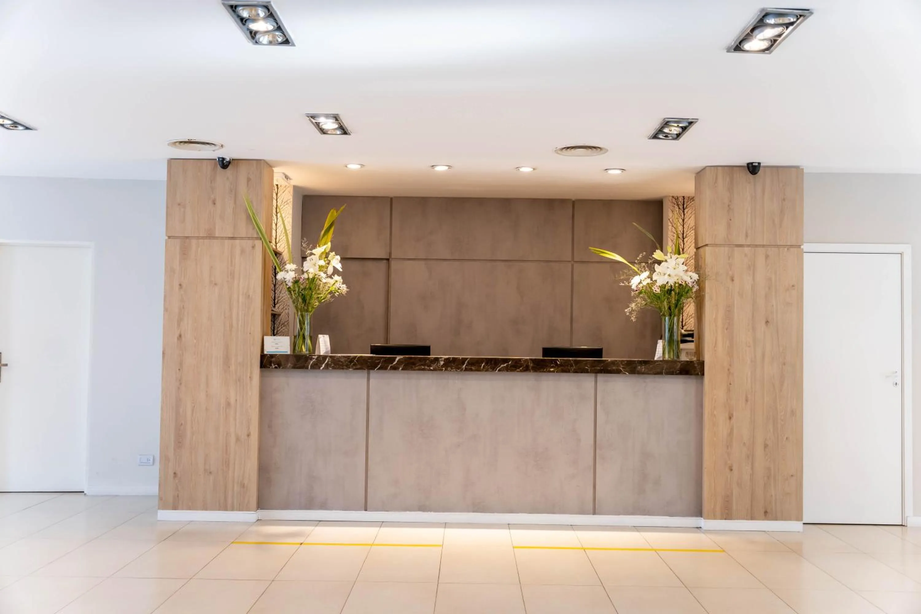 Lobby or reception in O2 Hotel Mar del Plata
