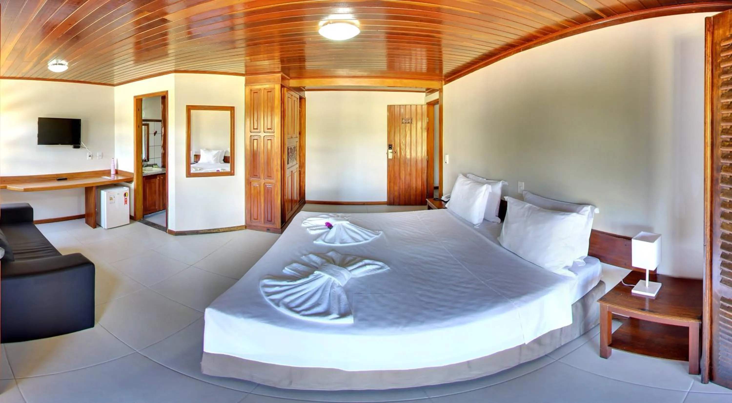 Bed in Makaira Beach Resort