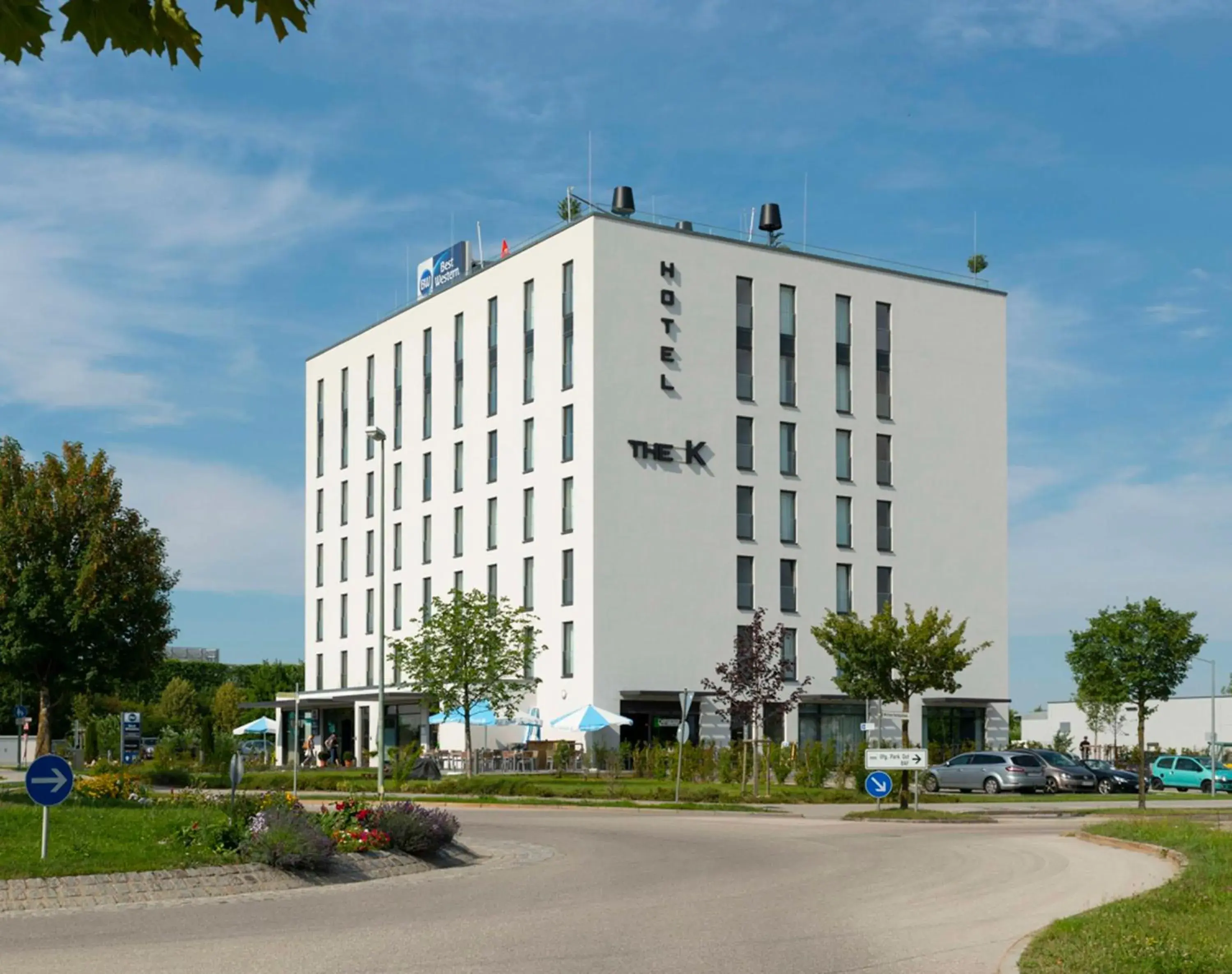 Property building in BEST WESTERN Hotel The K Unterföhring Property building in BEST WESTERN Hotel The K Unterföhring