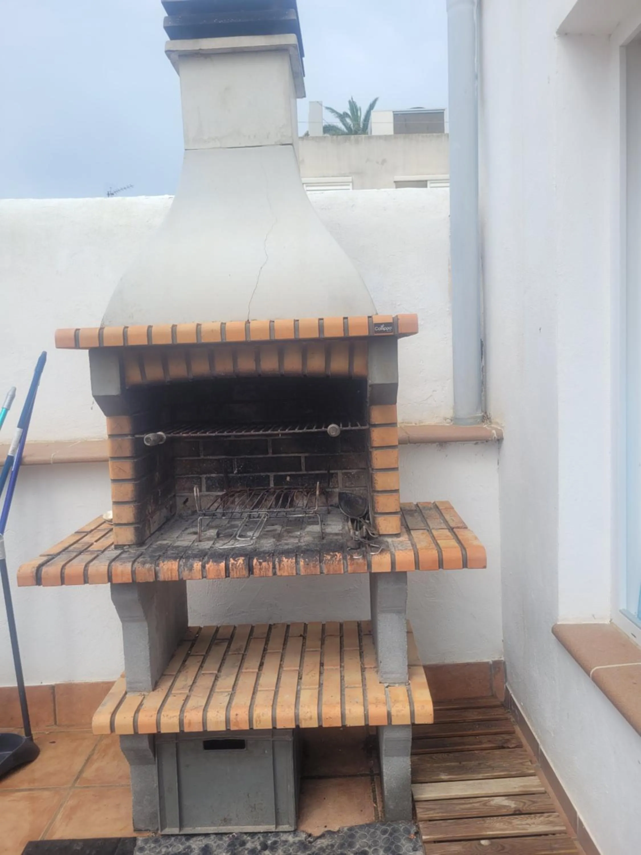 BBQ facilities in La Llar de Laura