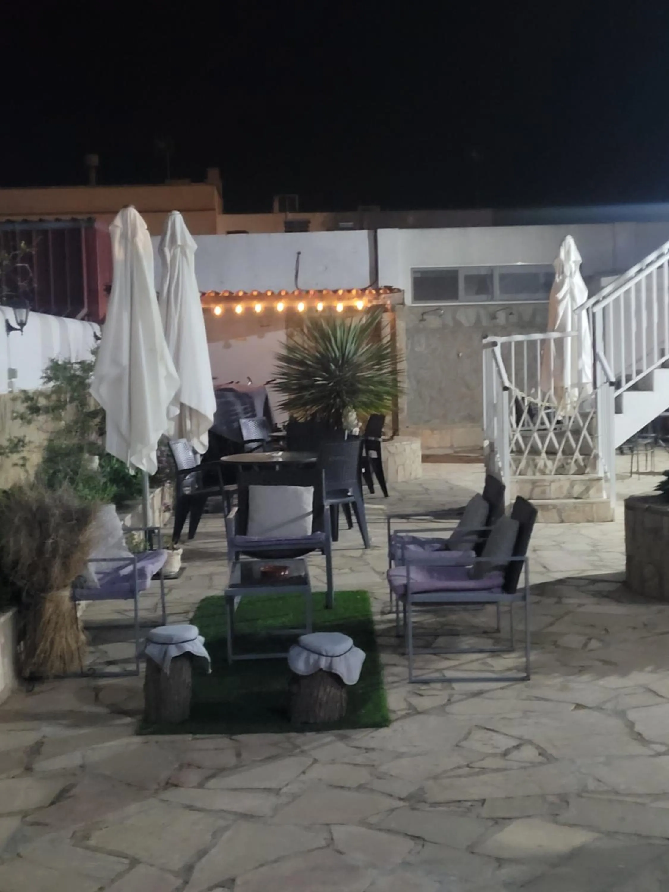 Night in La Llar de Laura