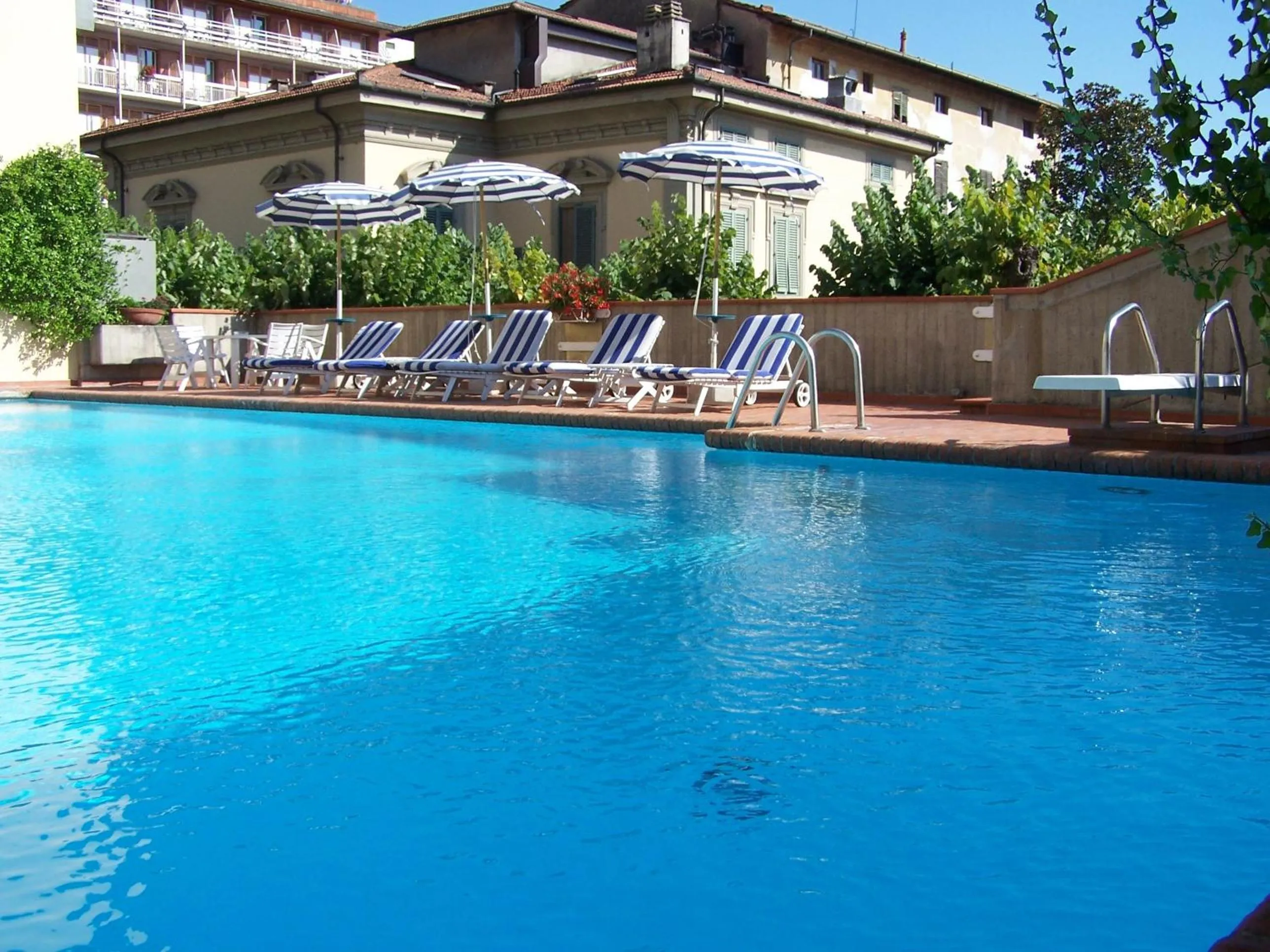 Swimming pool in Hotel Francia E Quirinale