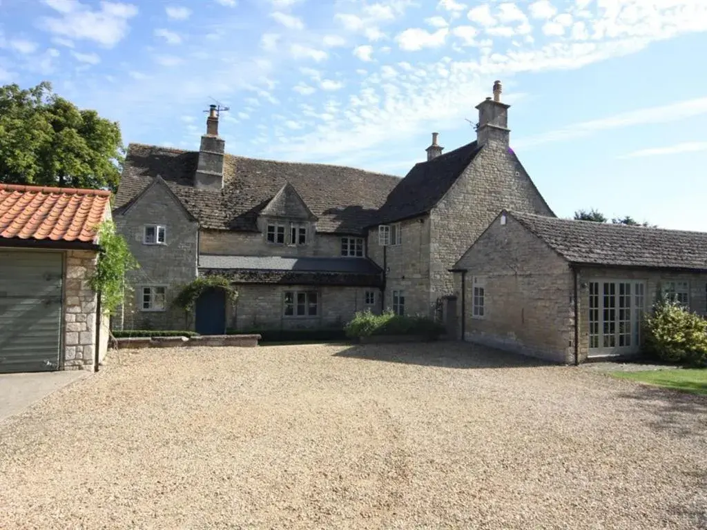Property Building in Rectory Farm Annexe