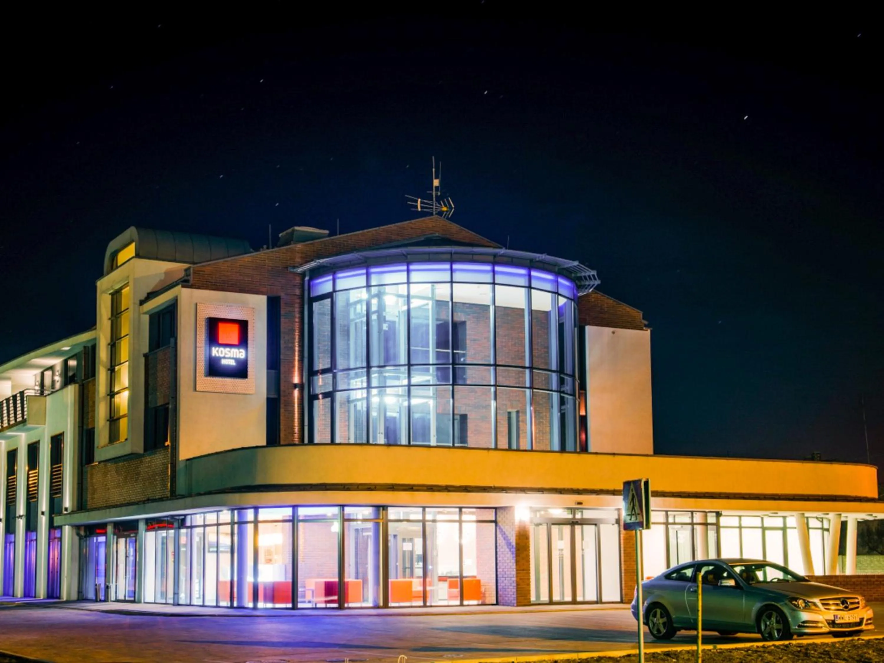 Property Building in Hotel Kosma