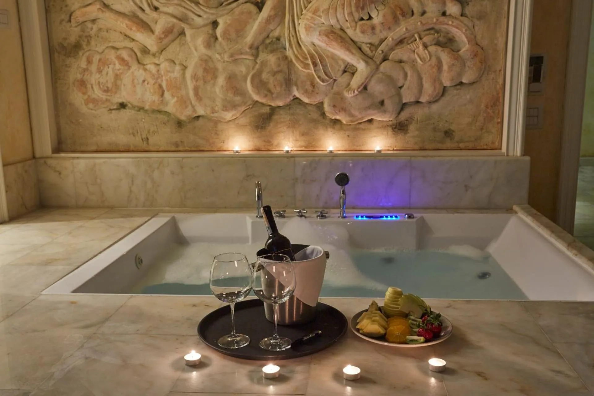 Alcoholic drinks in Vinifera Ephesus Hotel