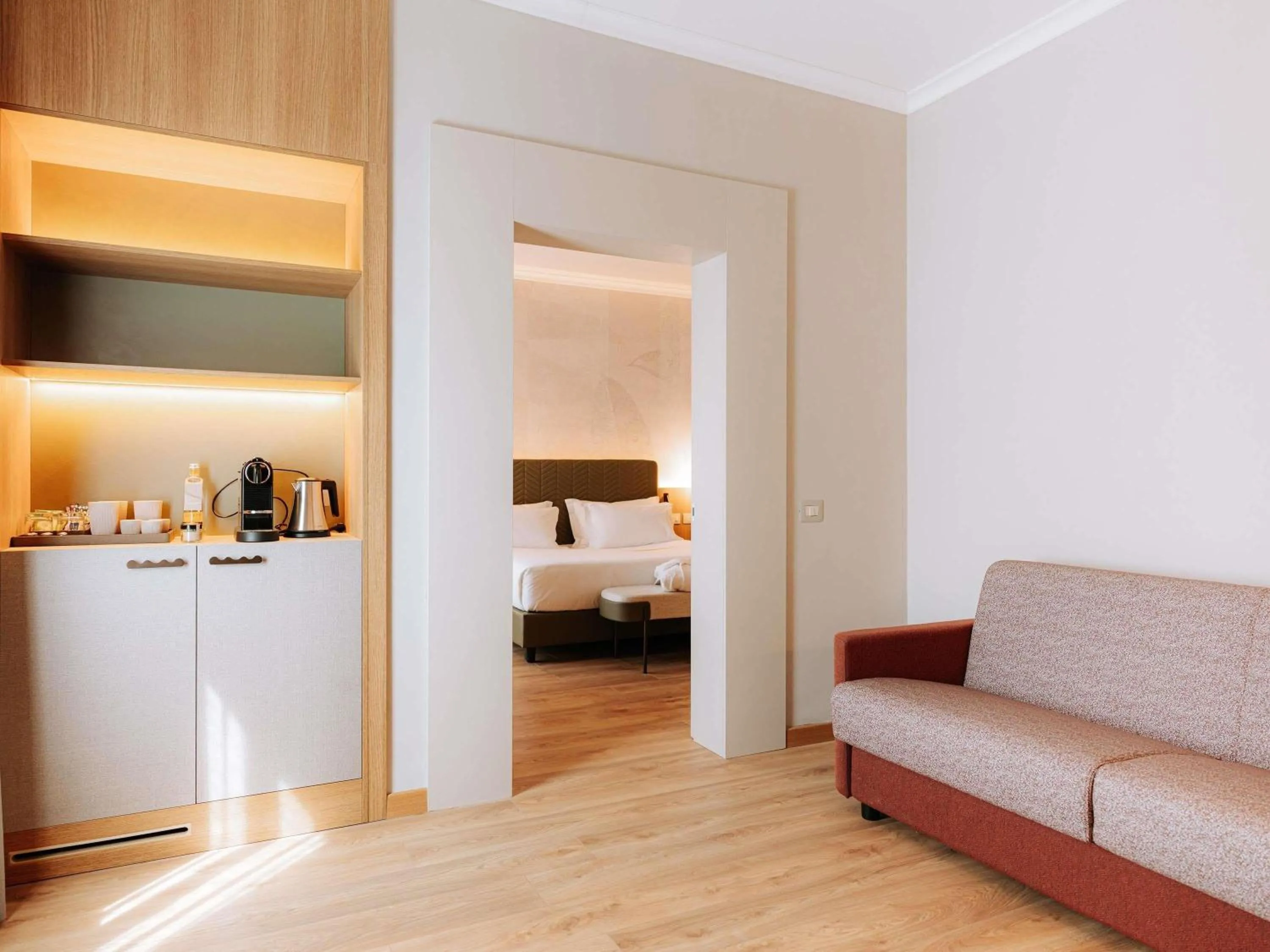 Bedroom, Bed in Mövenpick Hotel Bari