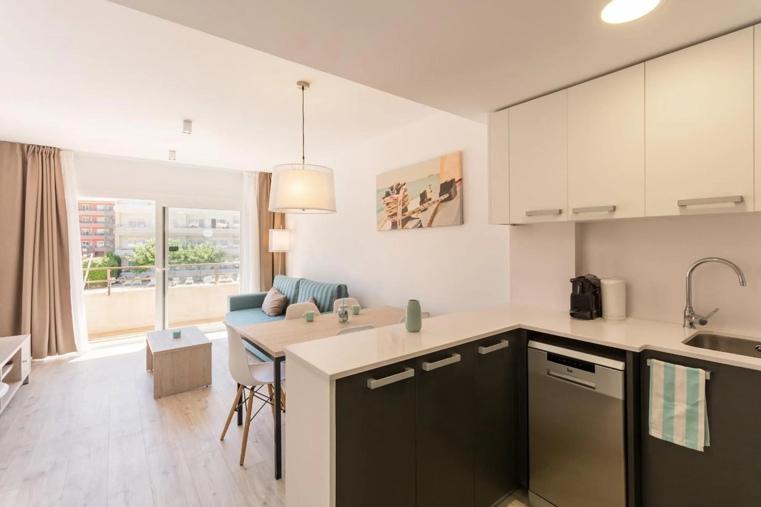 Coffee/tea facilities in Pierre & Vacances Estartit Playa