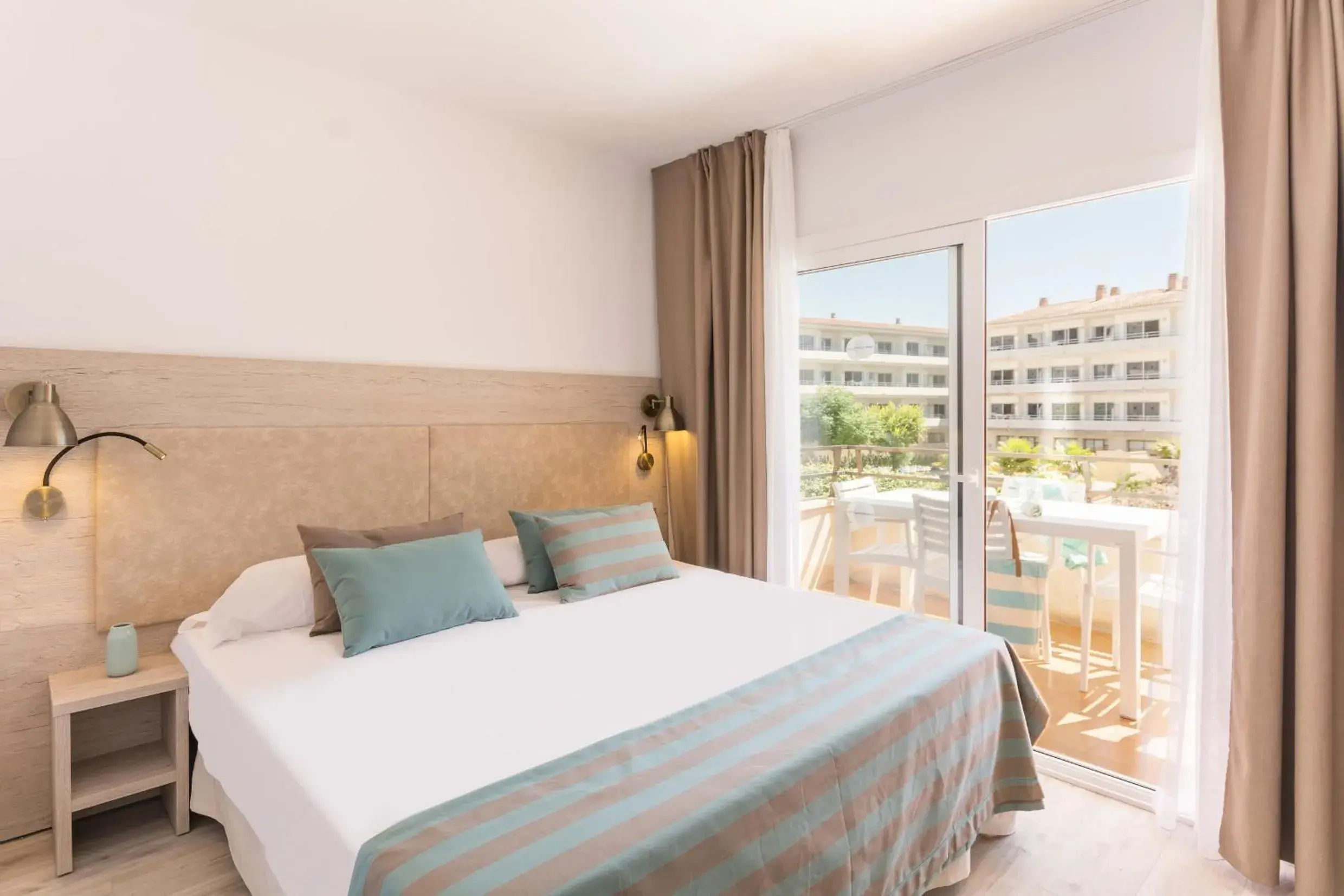 Bed in Pierre & Vacances Estartit Playa Bed in Pierre & Vacances Estartit Playa