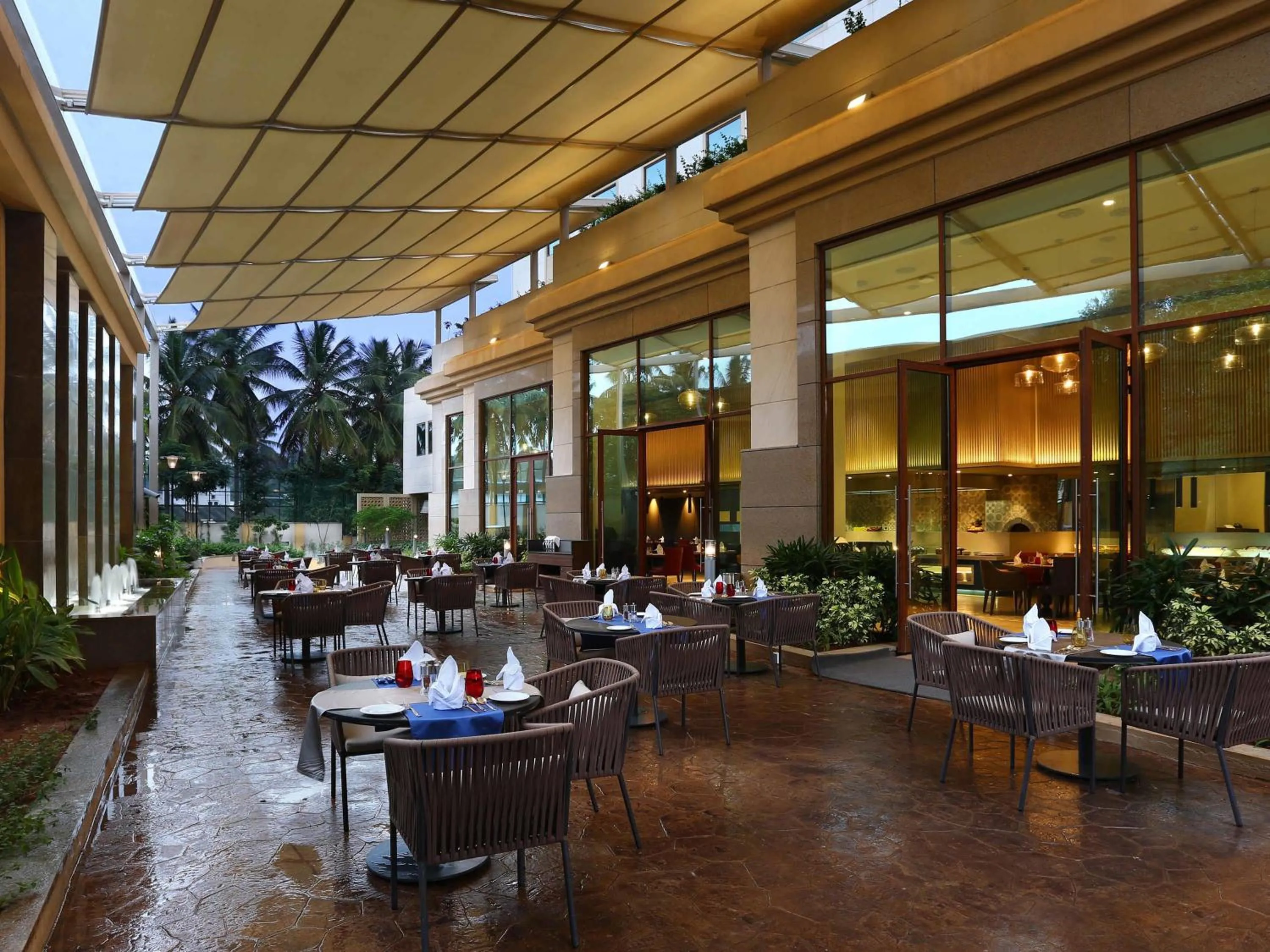 Restaurant/places to eat in Grand Mercure Mysore - An Accor Brand