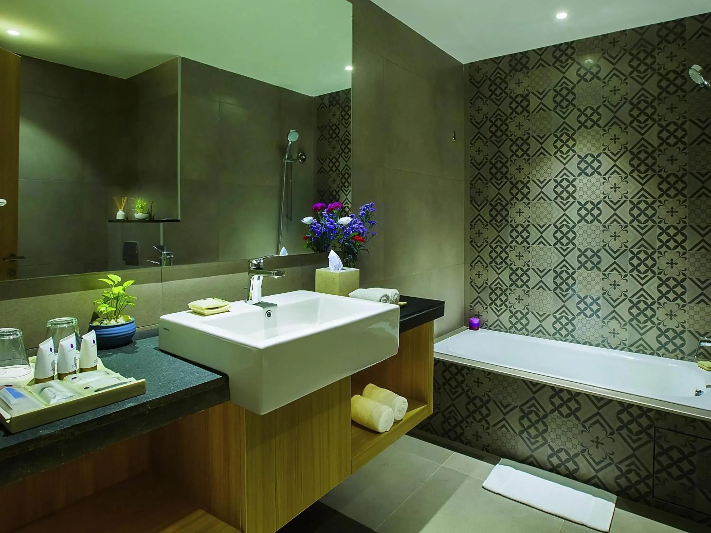 Bedroom in Grand Mercure Mysore - An Accor Brand Bedroom in Grand Mercure Mysore - An Accor Brand