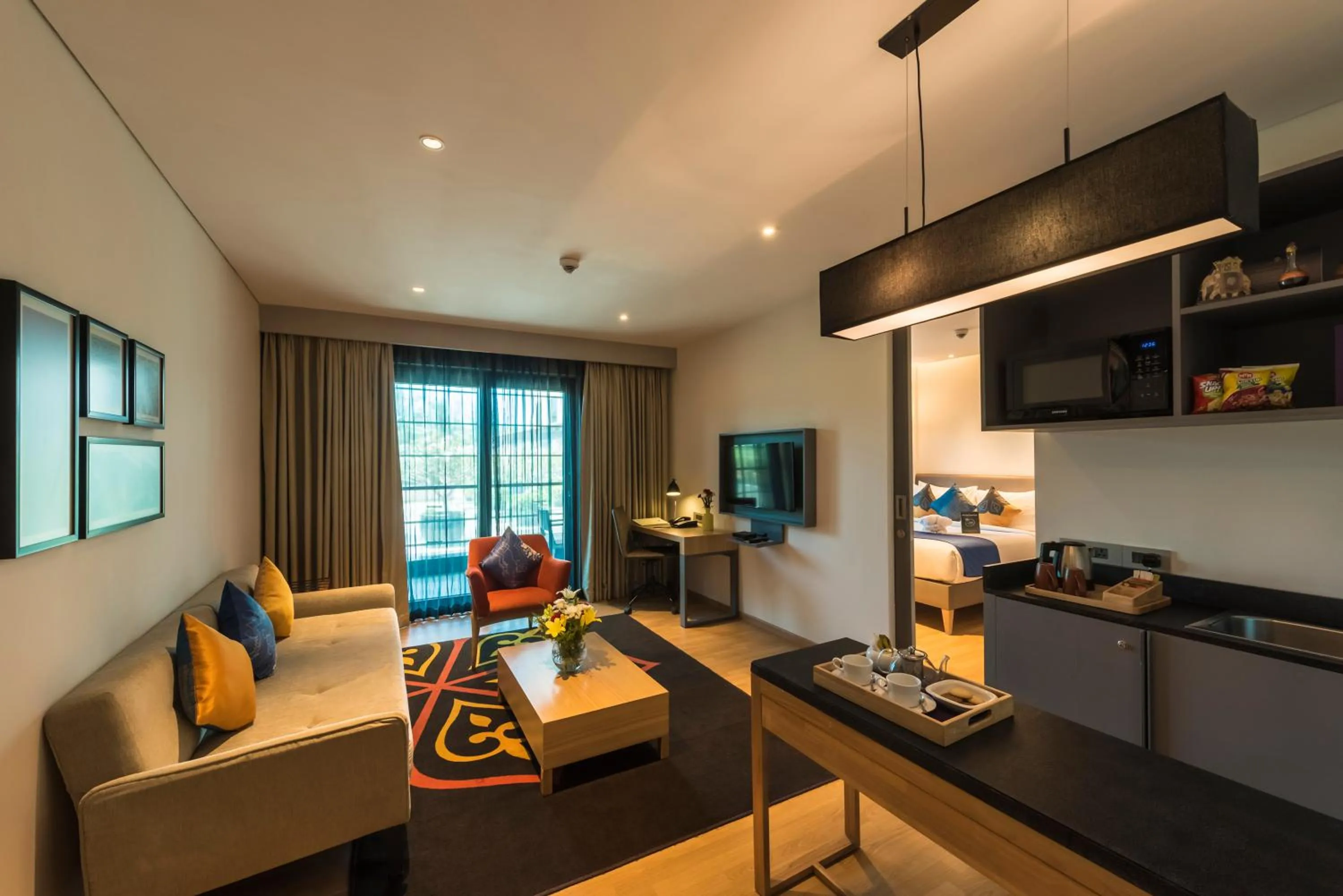 Living room in Grand Mercure Mysore - An Accor Brand