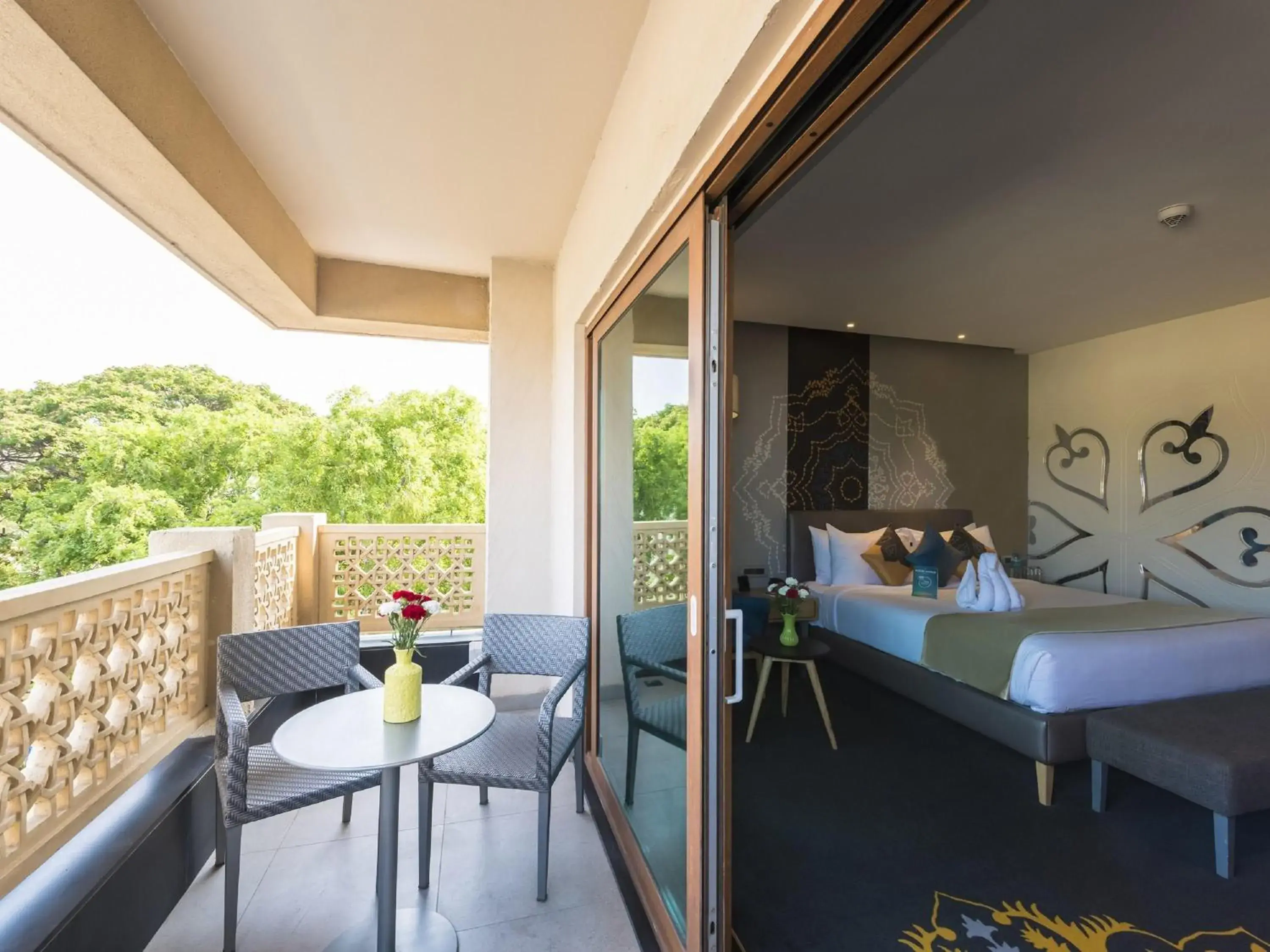 Bedroom in Grand Mercure Mysore - An Accor Brand Bedroom in Grand Mercure Mysore - An Accor Brand