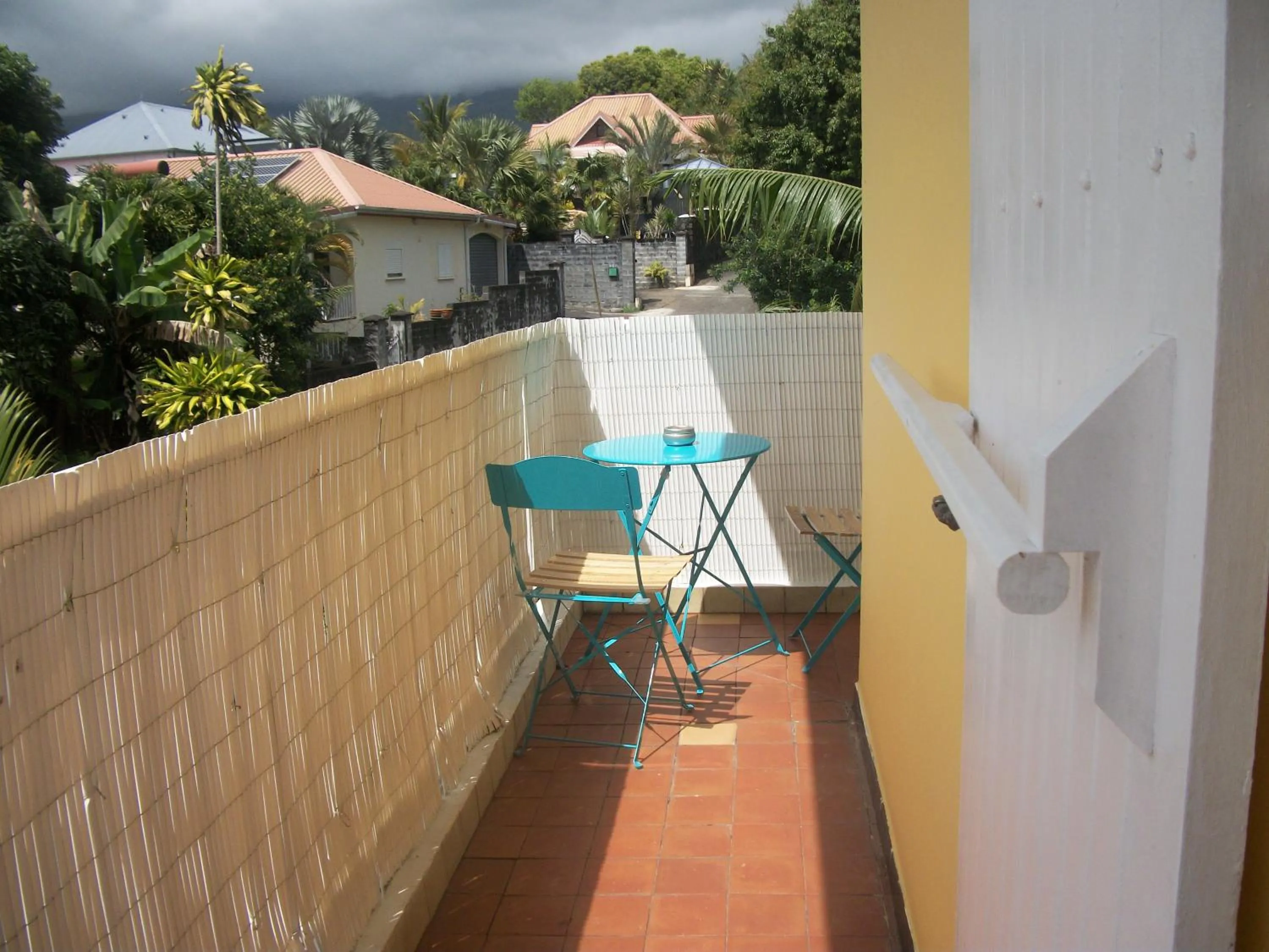 Balcony/Terrace in Le Rubinjo - Appartement d'hôtes