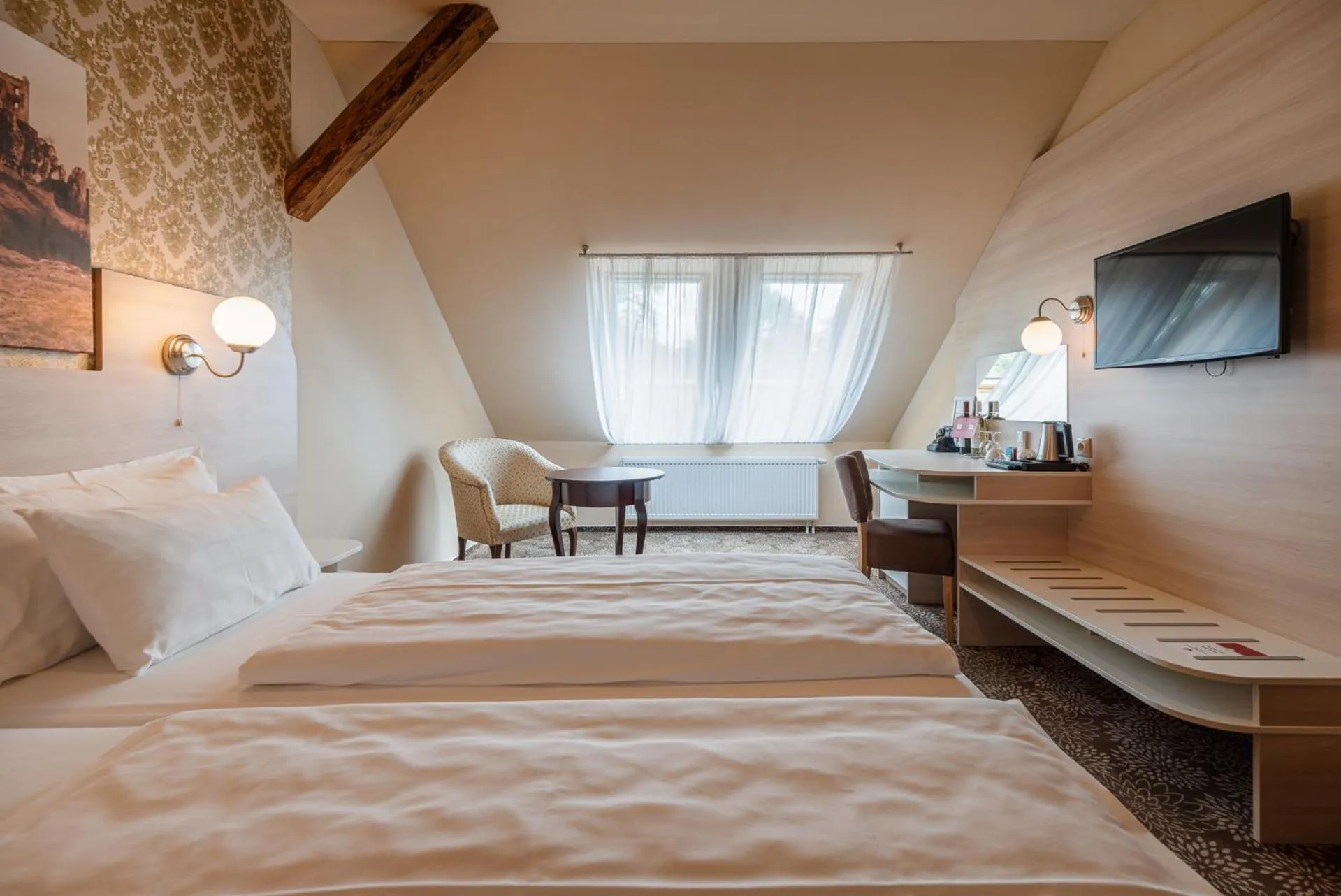 Bed in Hotel Gino Park Palace - Kaštieľ Orlové