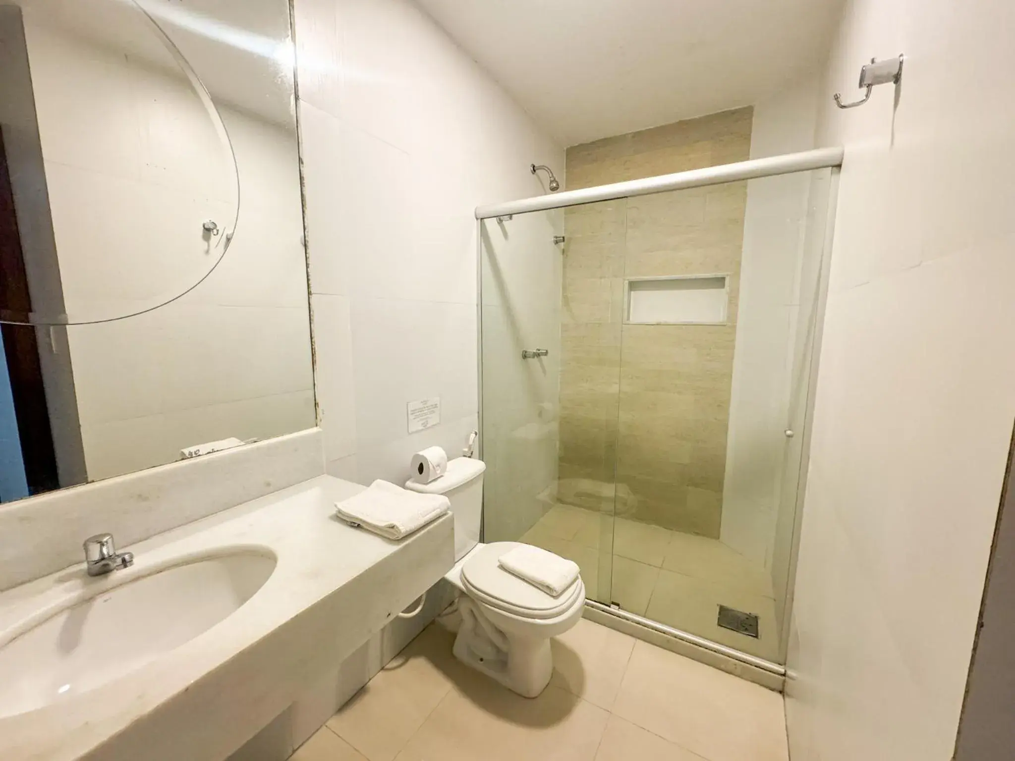 Quadruple Room in Recanto da Passagem Premium Hotel Quadruple Room in Recanto da Passagem Premium Hotel
