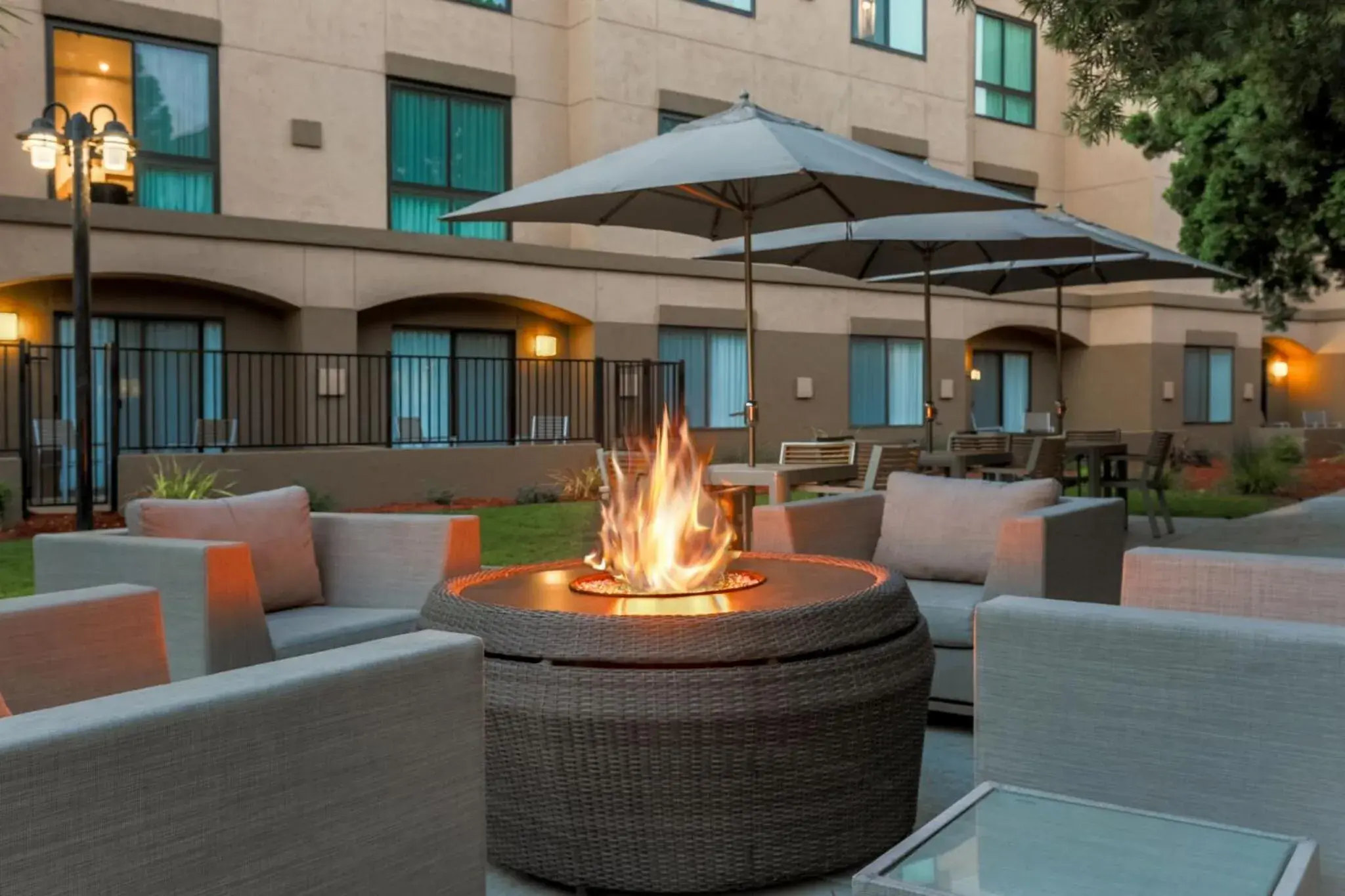 Balcony/Terrace in DoubleTree Suites by Hilton Hotel Sacramento – Rancho Cordova