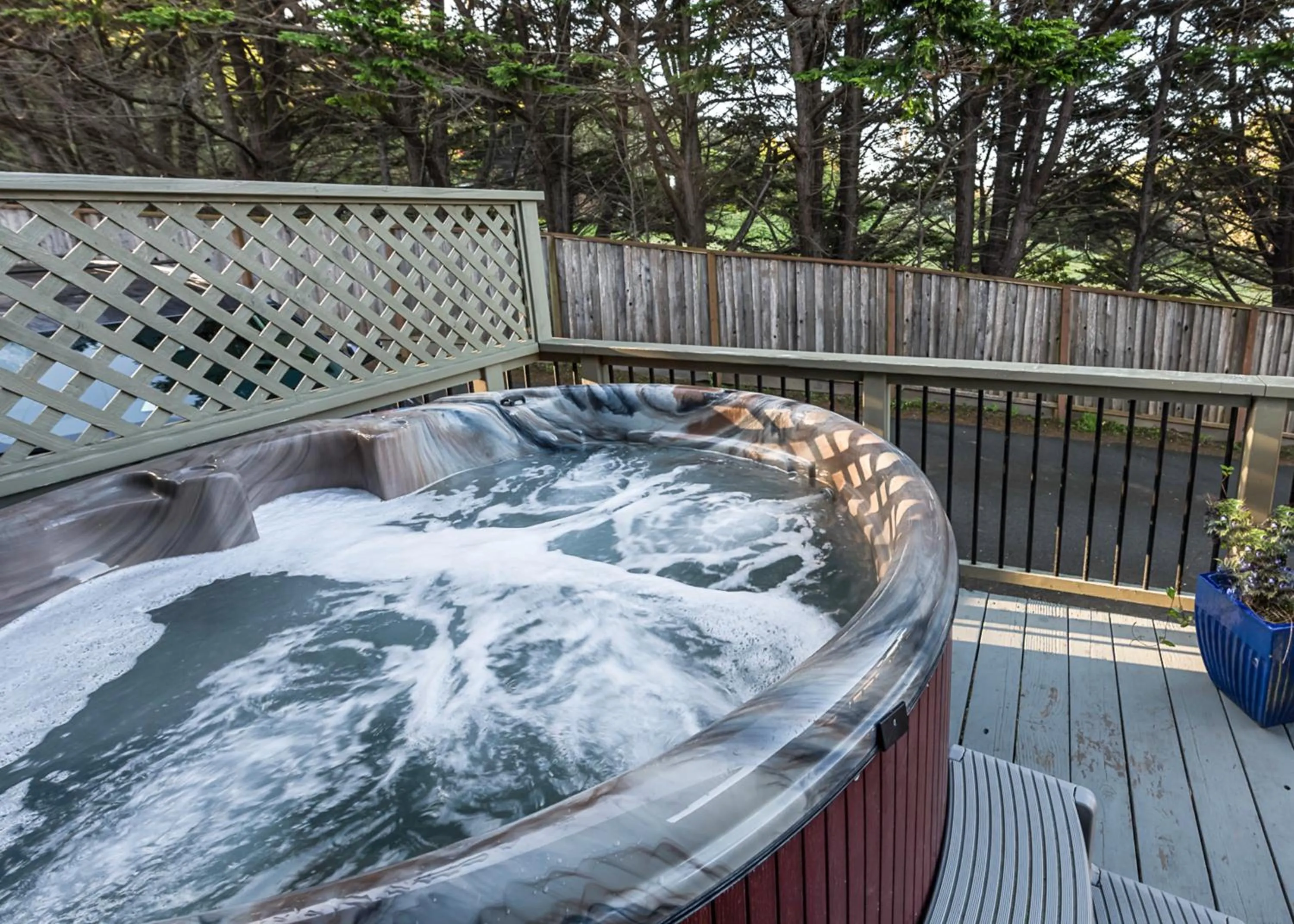 Hot Tub in Cottages at Little River Cove