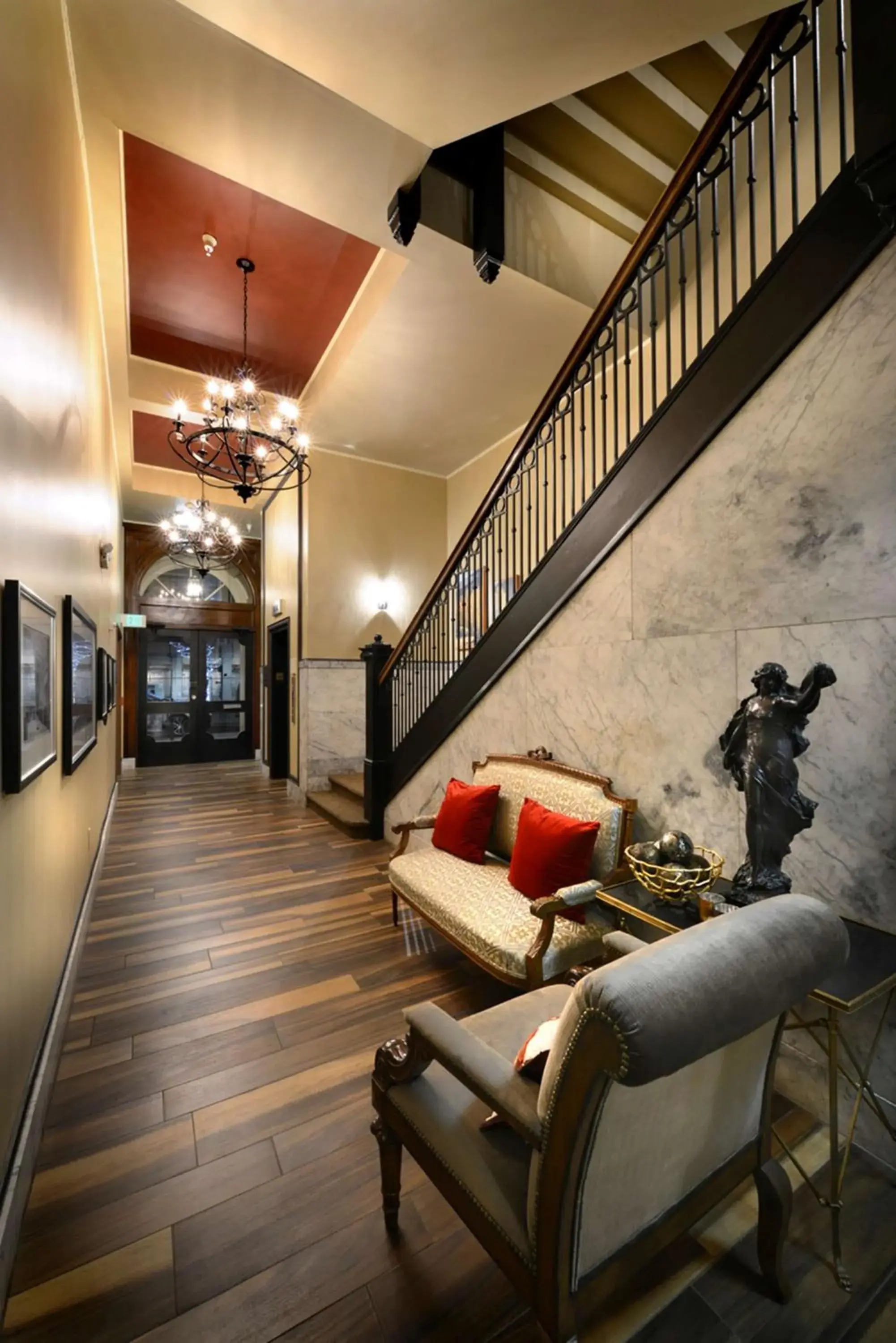 Property building in Hotel Maison Yakima Tapestry Collection by Hilton Property building in Hotel Maison Yakima Tapestry Collection by Hilton