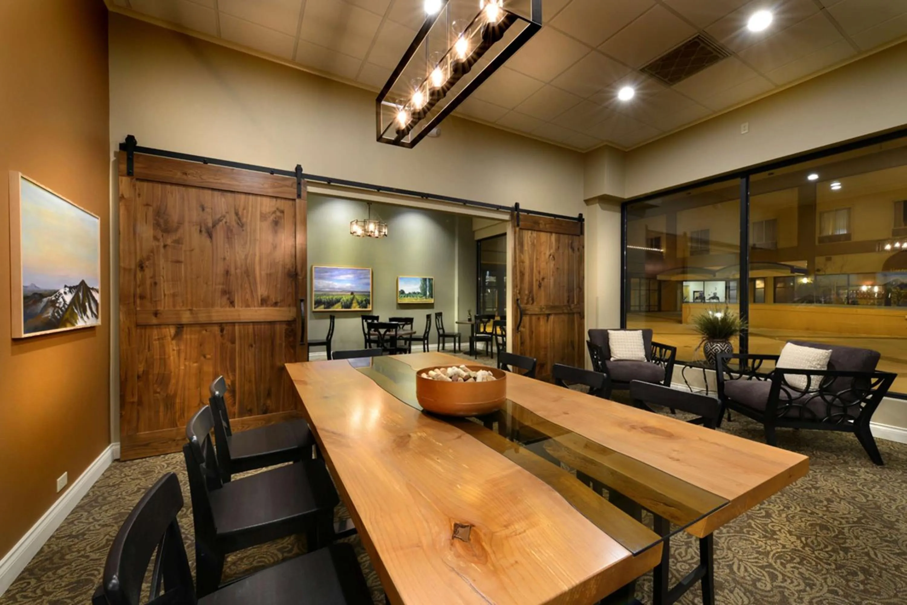 Lobby or reception in Hotel Maison Yakima Tapestry Collection by Hilton