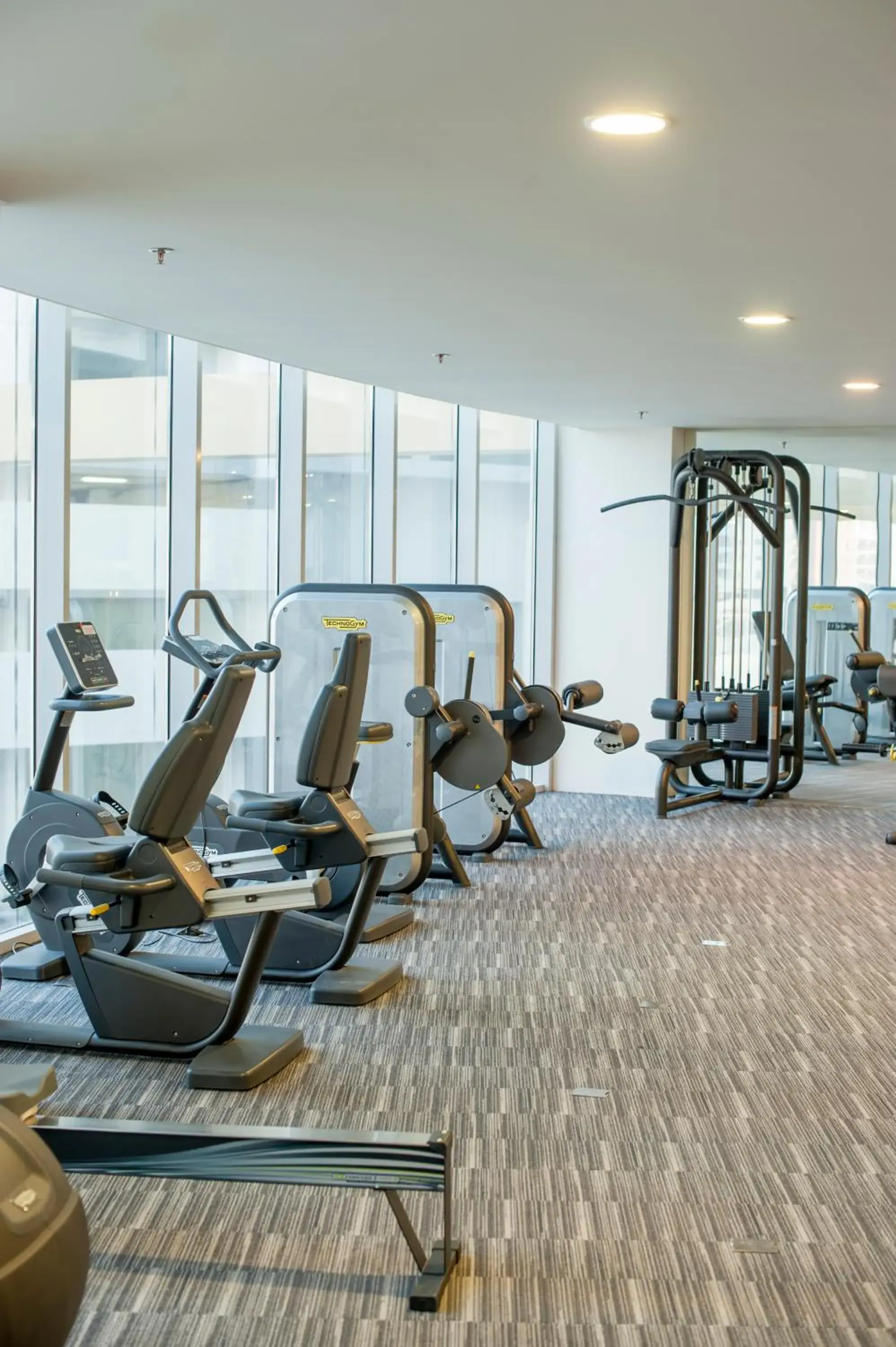 Fitness centre/facilities, Fitness Center/Facilities in Gulf Suites Hotel Amwaj