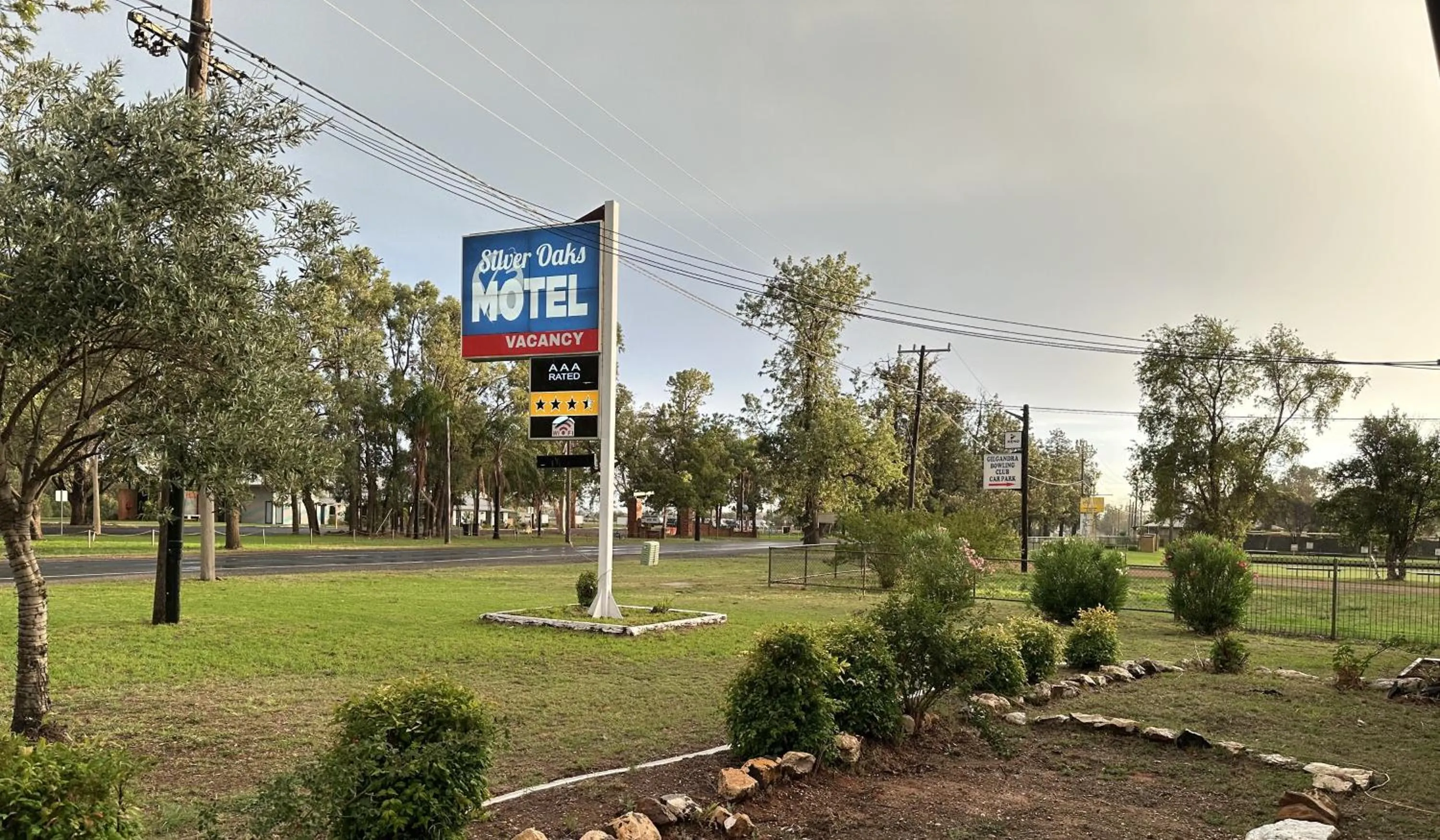 Property logo or sign in Silver Oaks Motel