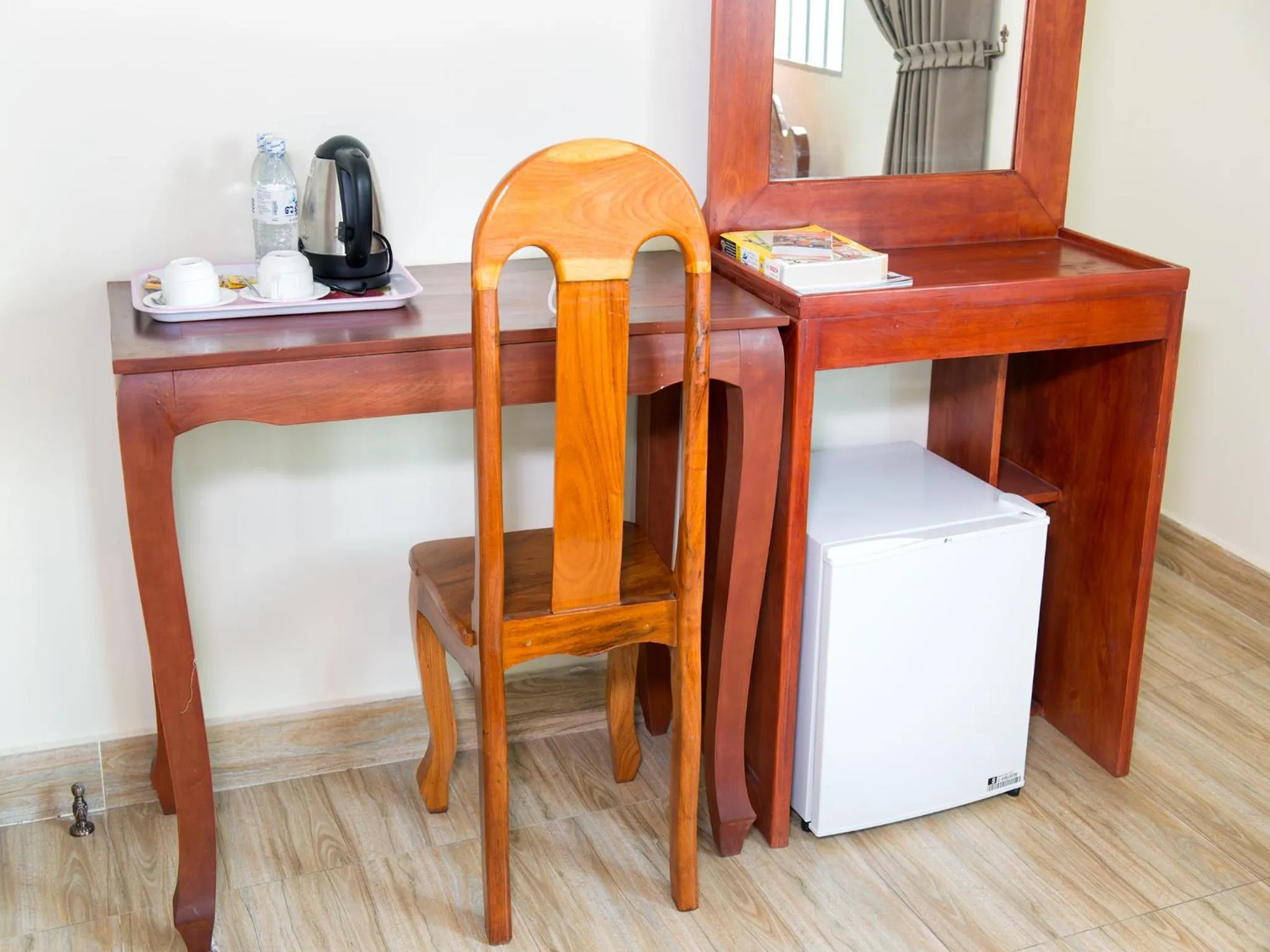 cot in Dynsey Boutique Hotel