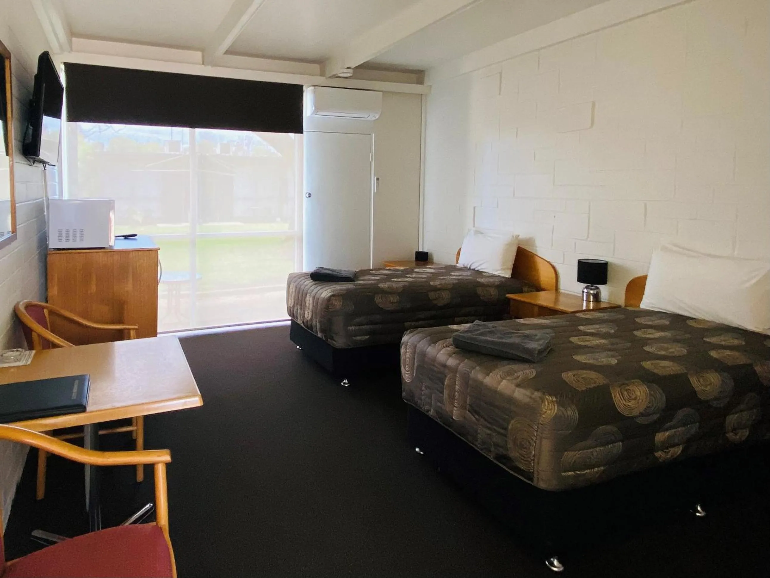 Photo of the whole room, Bed in Rubicon Hotel Motel