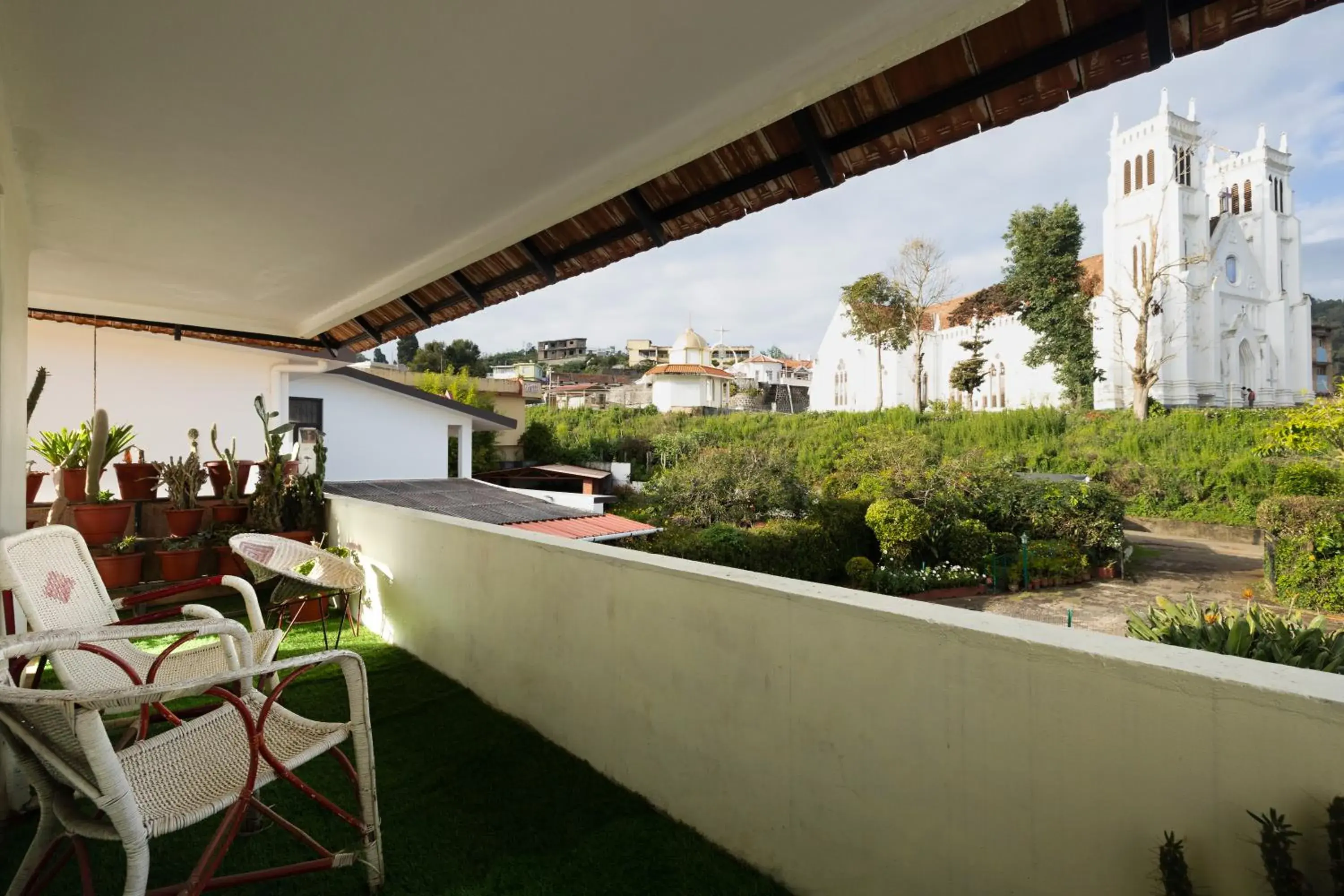 Deluxe Double Room with Balcony in Colonels inn Deluxe Double Room with Balcony in Colonels inn