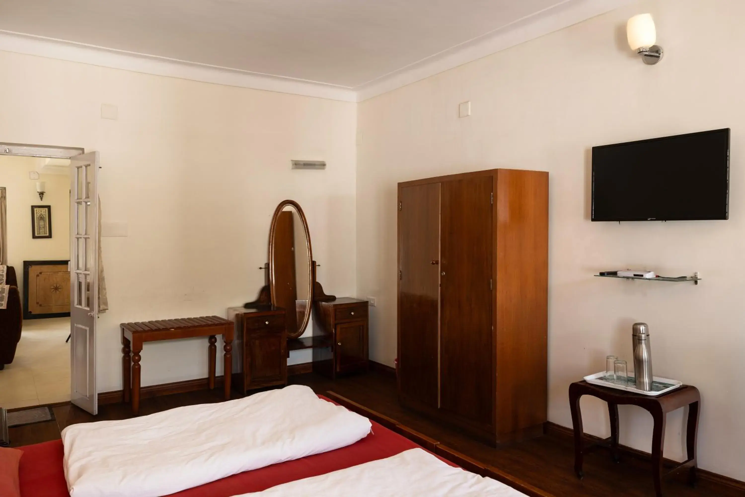 Deluxe Room in Colonels inn Deluxe Room in Colonels inn