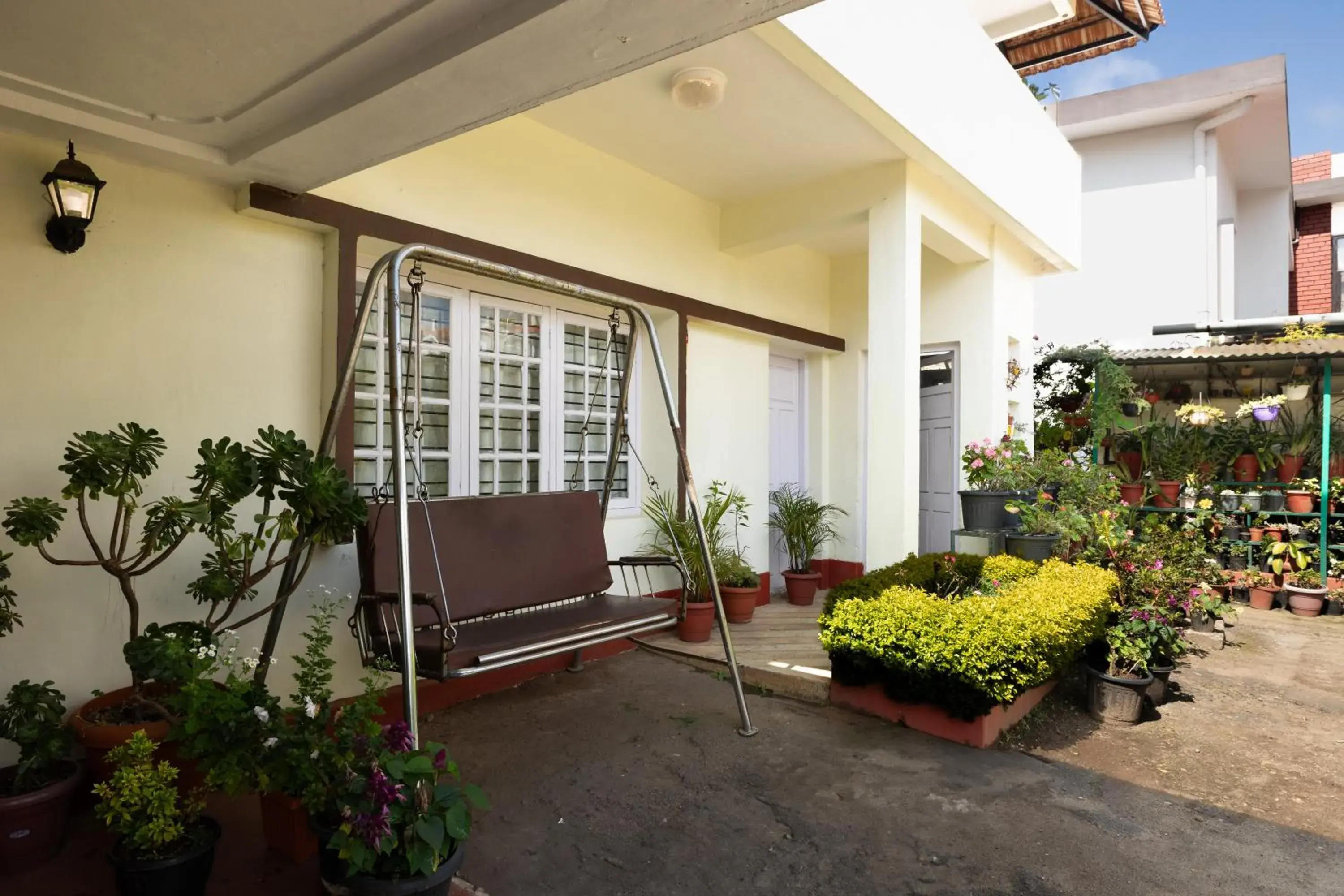 Facade/entrance in Colonels inn Facade/entrance in Colonels inn