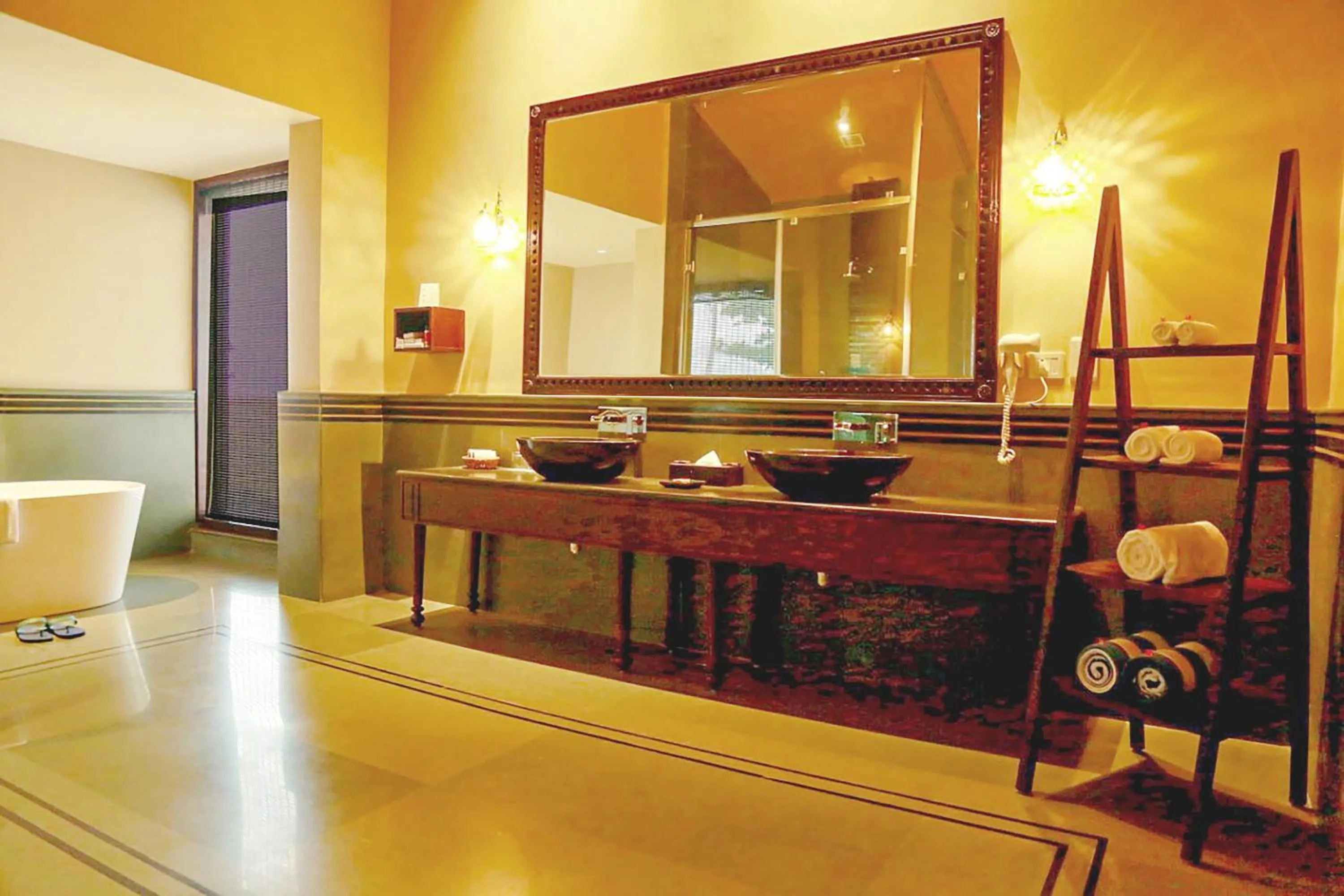 Bathroom in Niraamaya Wellness Retreats Backwaters And Beyond Kumarakom